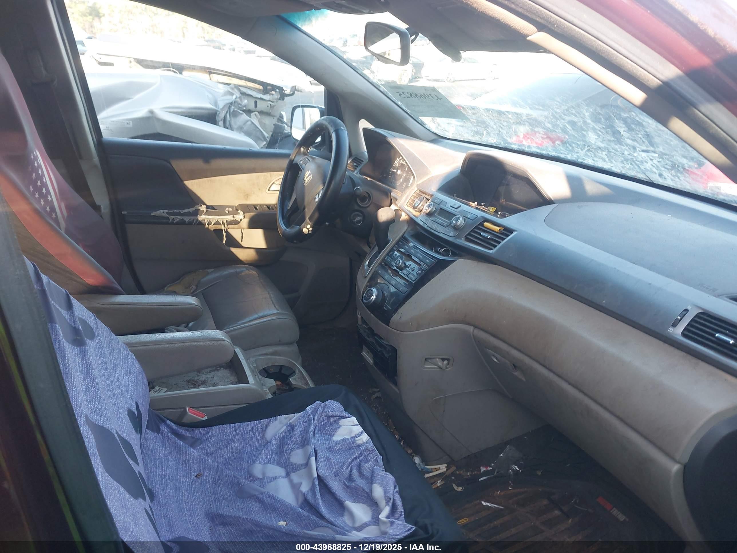 HONDA ODYSSEY image 5