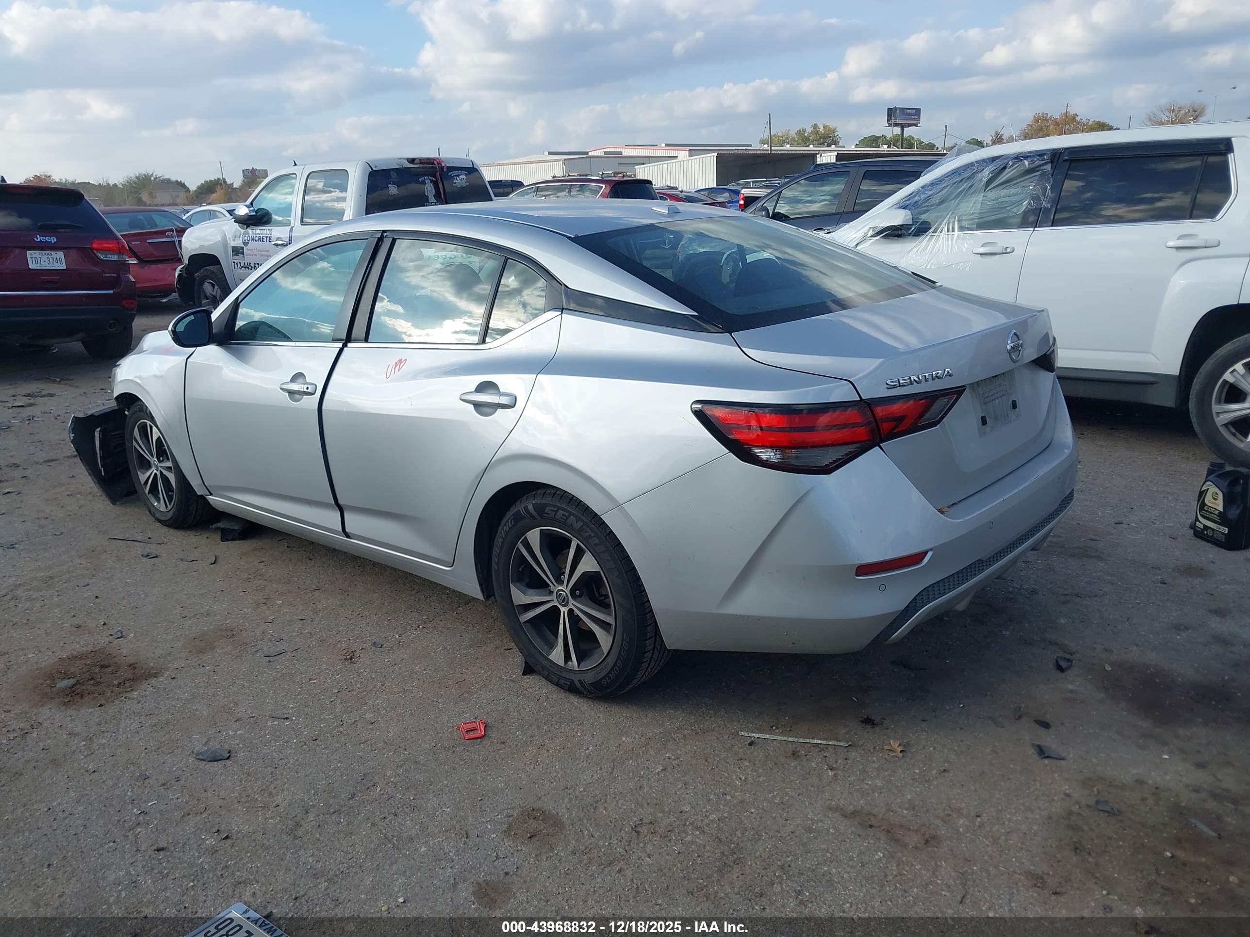 NISSAN SENTRA image 3