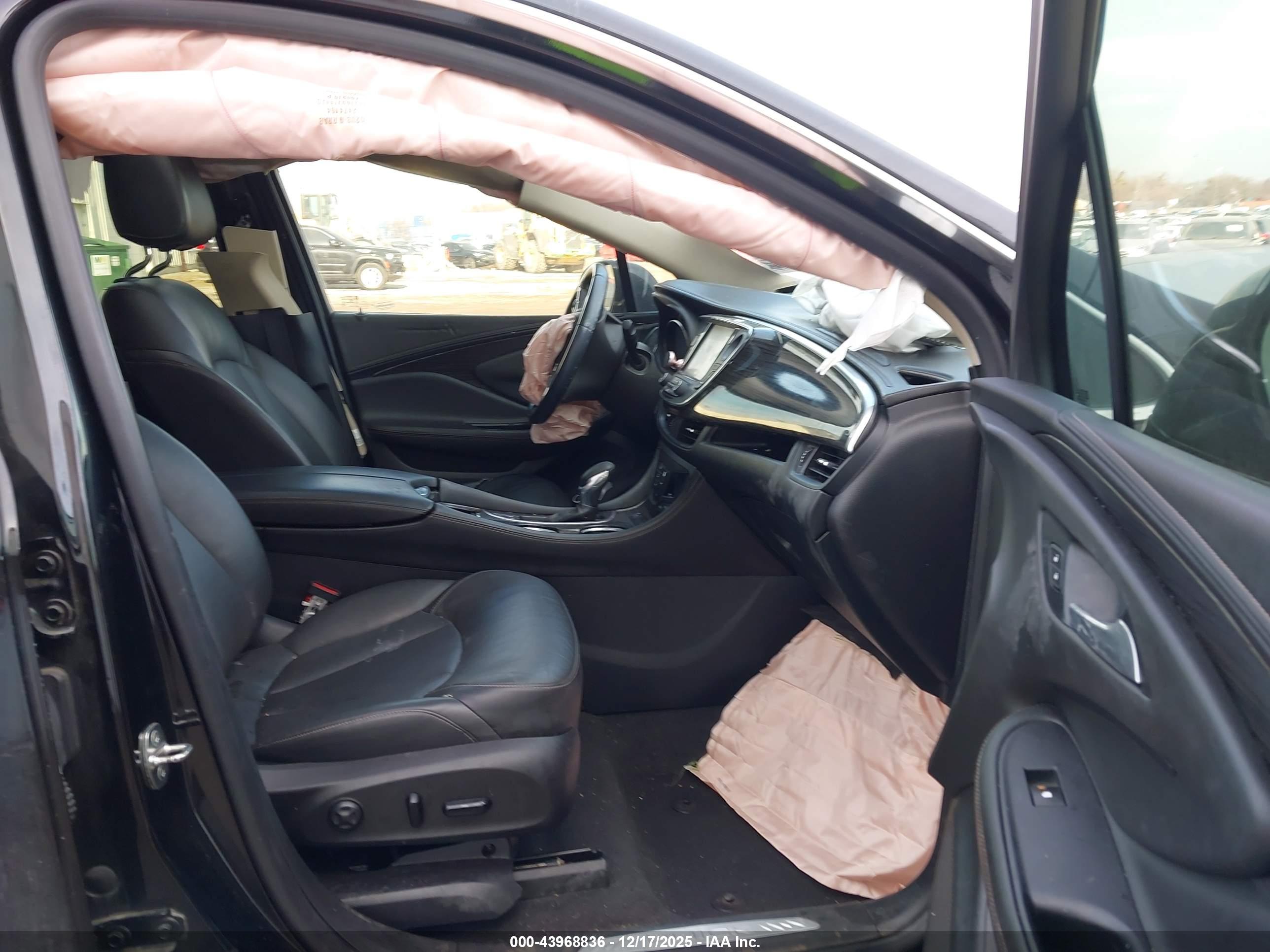 BUICK ENVISION image 5