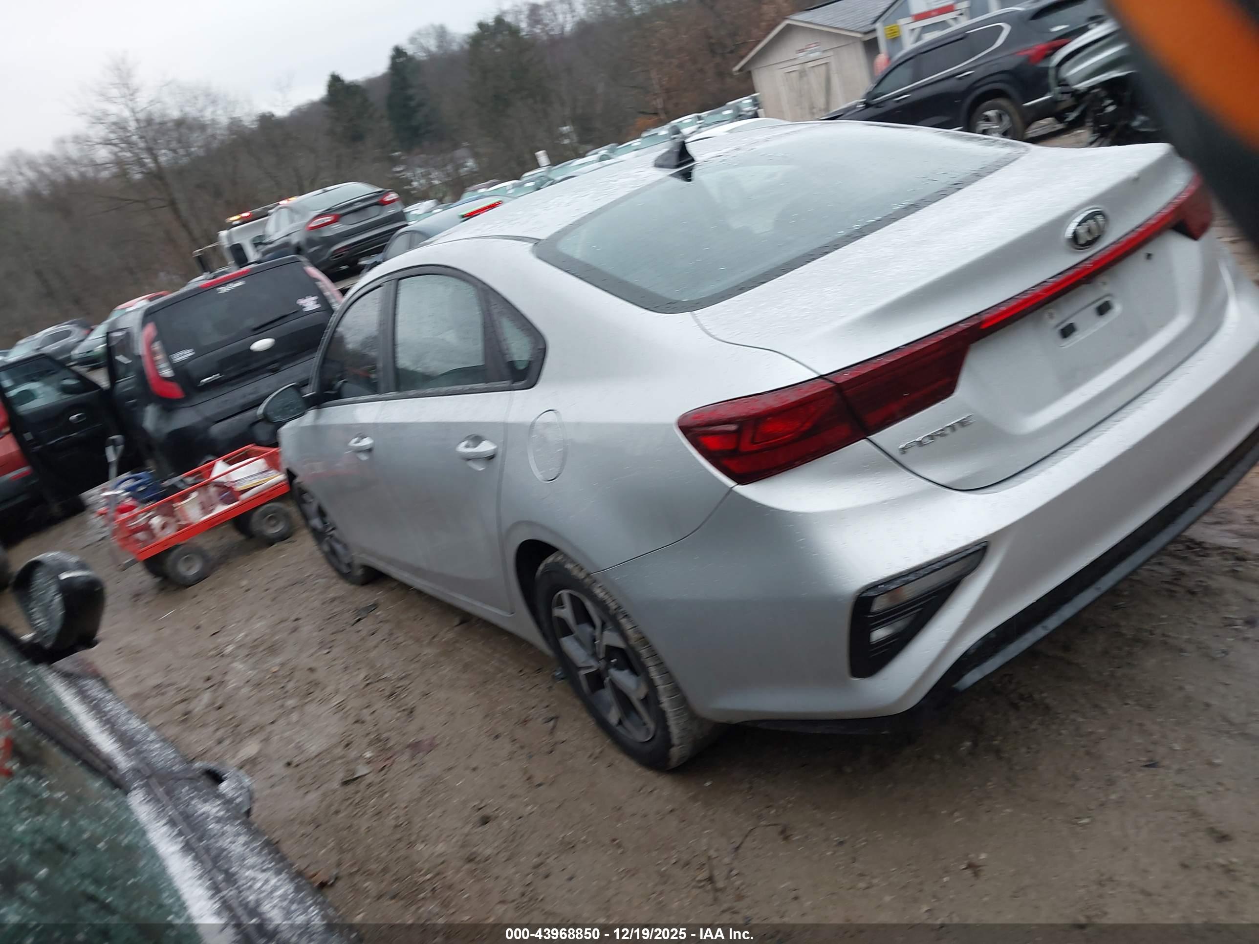 KIA FORTE image 3