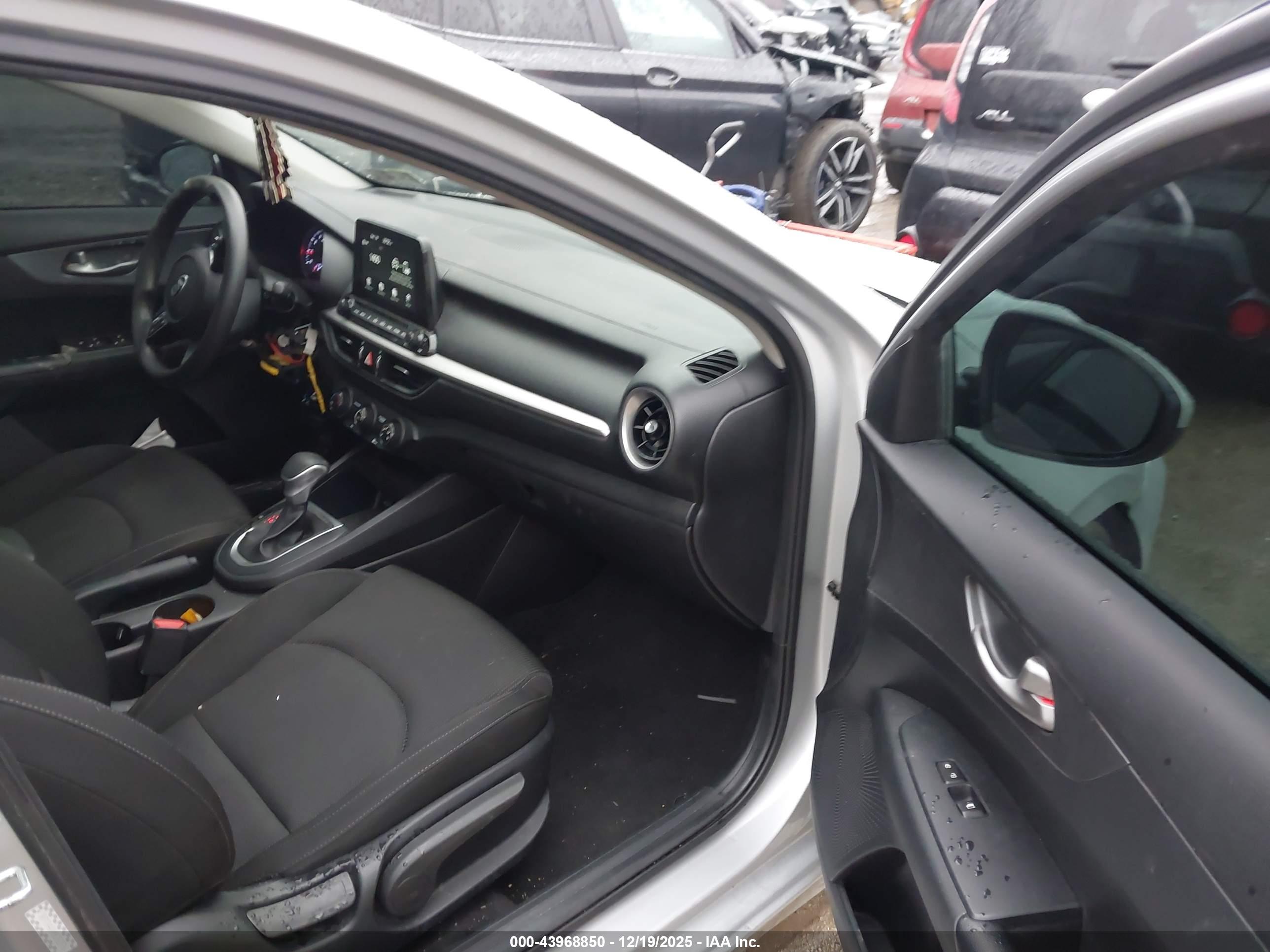 KIA FORTE image 5