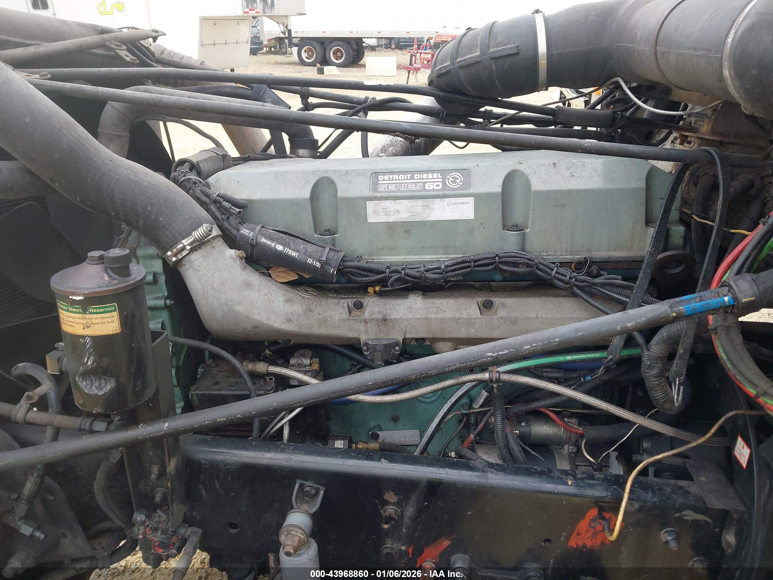 FREIGHTLINER CONVENTIONAL image 10