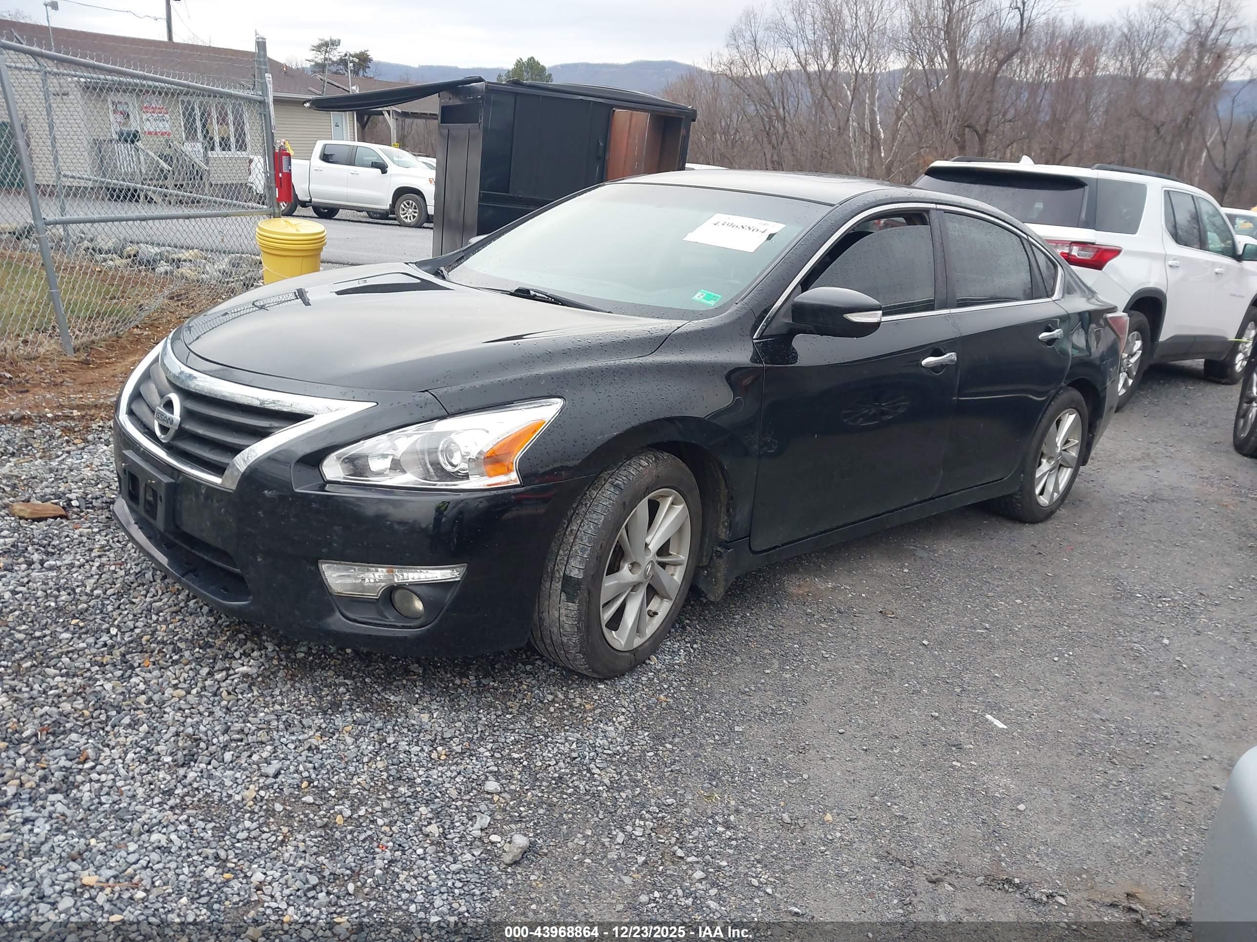 NISSAN ALTIMA image 2