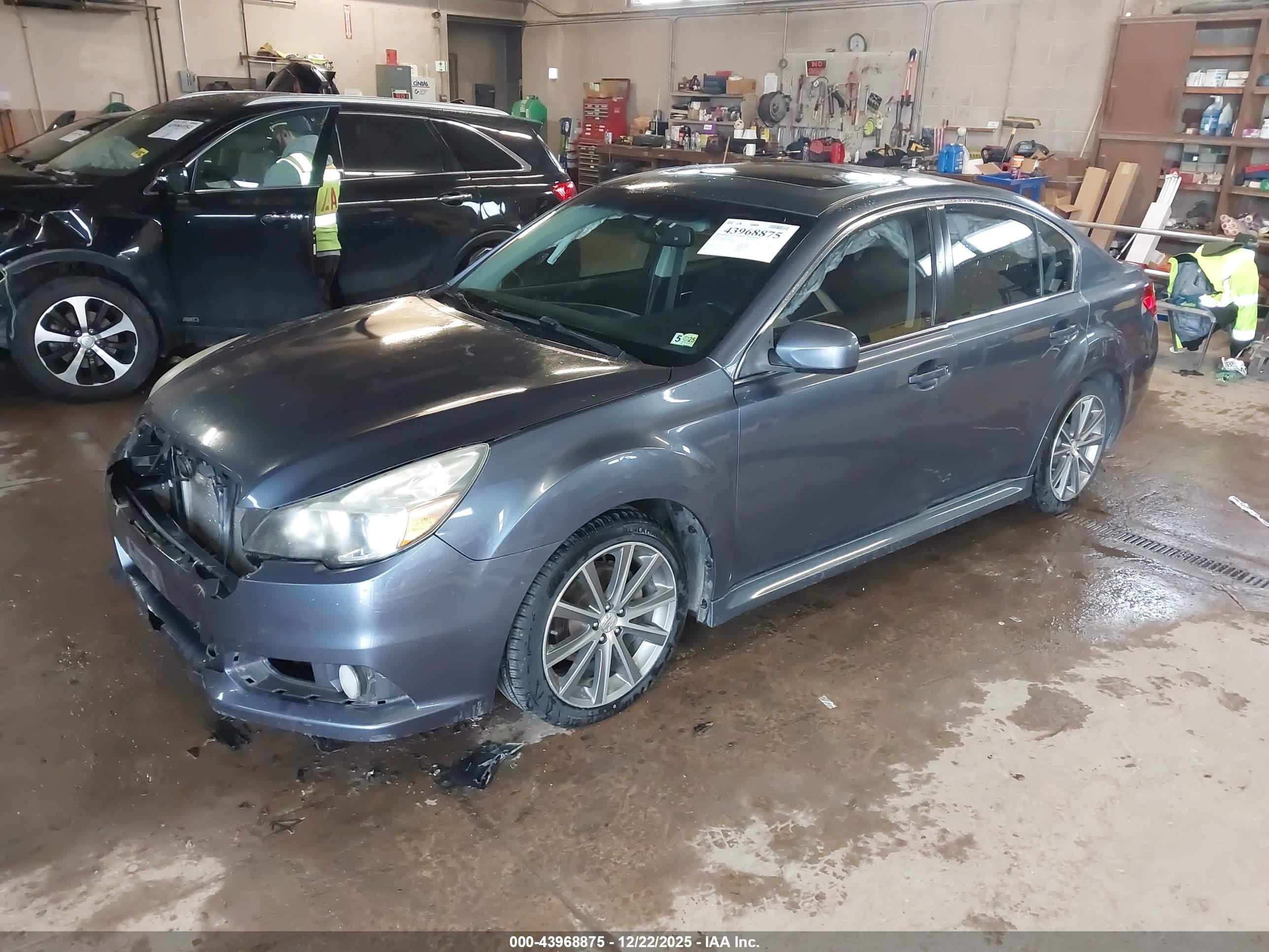 SUBARU LEGACY image 2