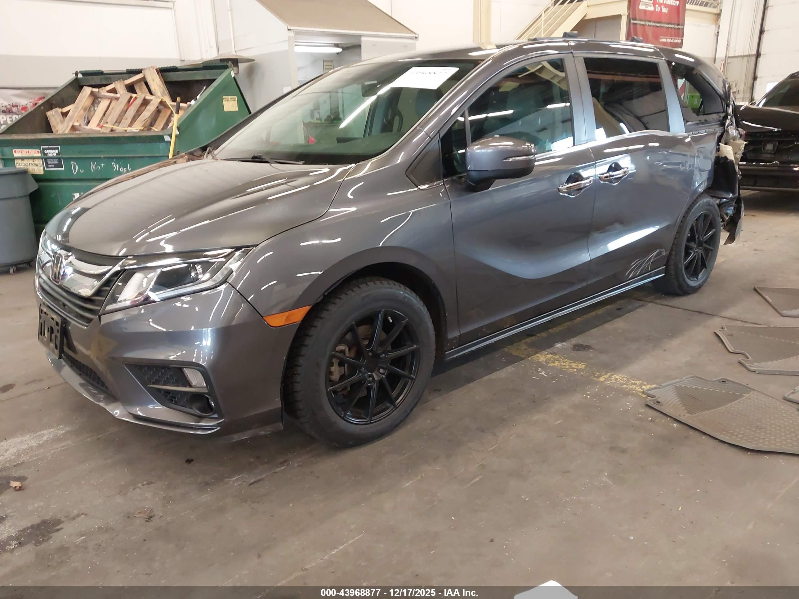 HONDA ODYSSEY image 2