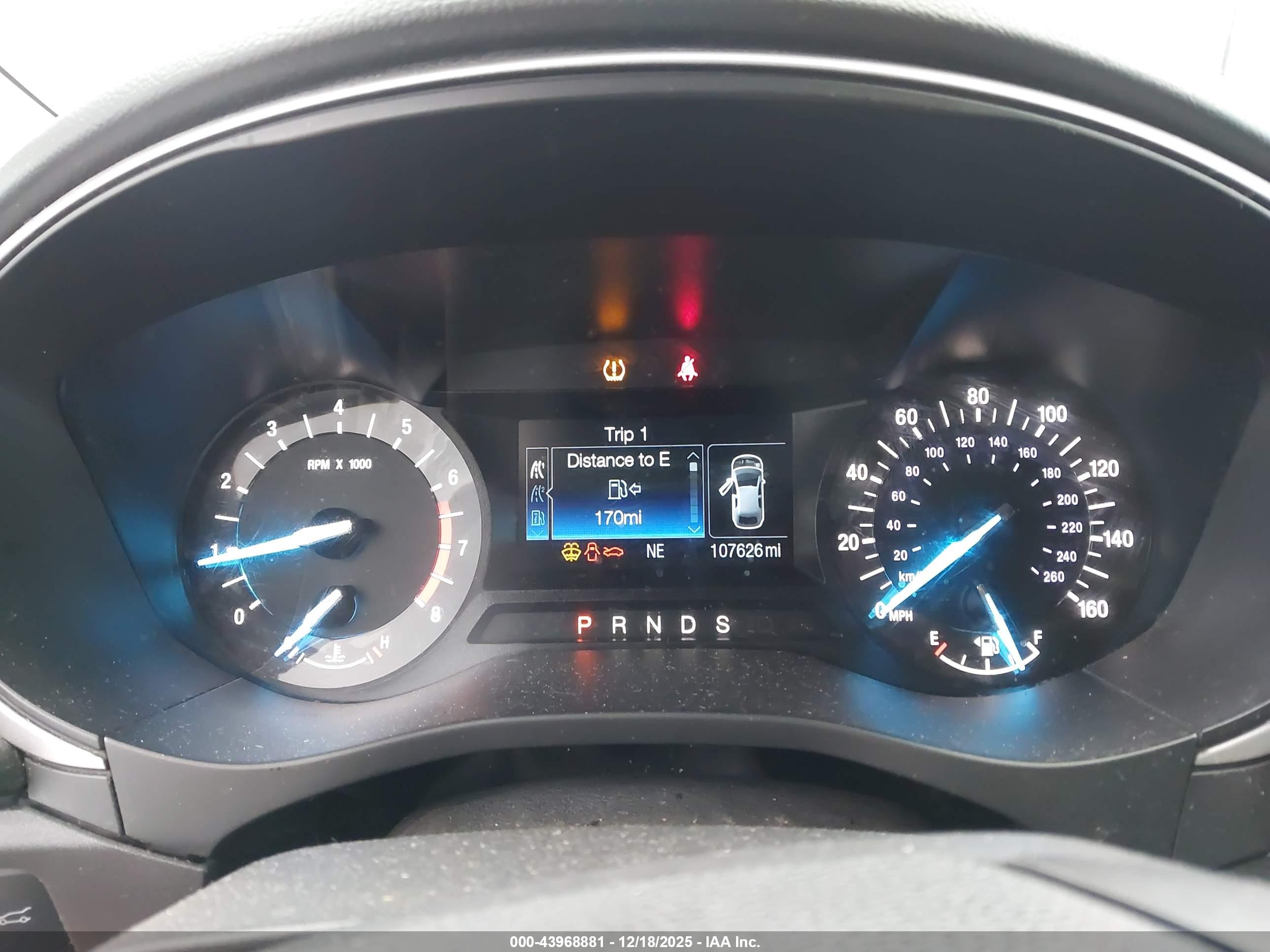 FORD FUSION image 7