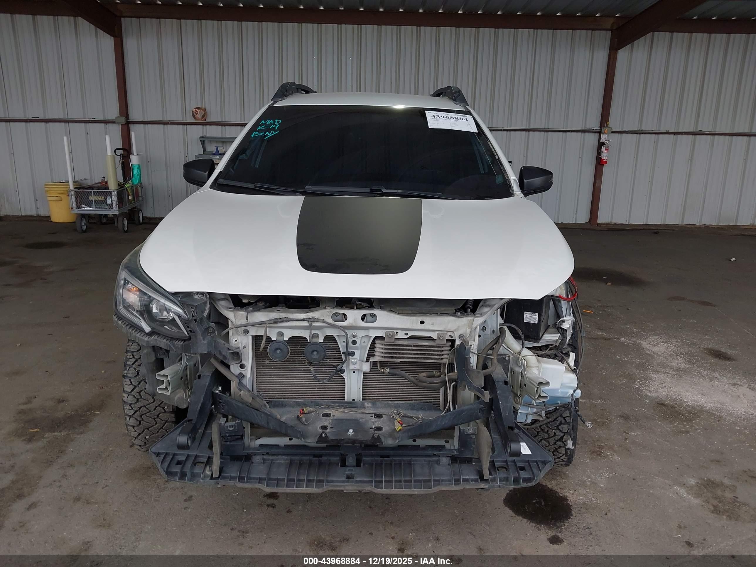 SUBARU OUTBACK image 6