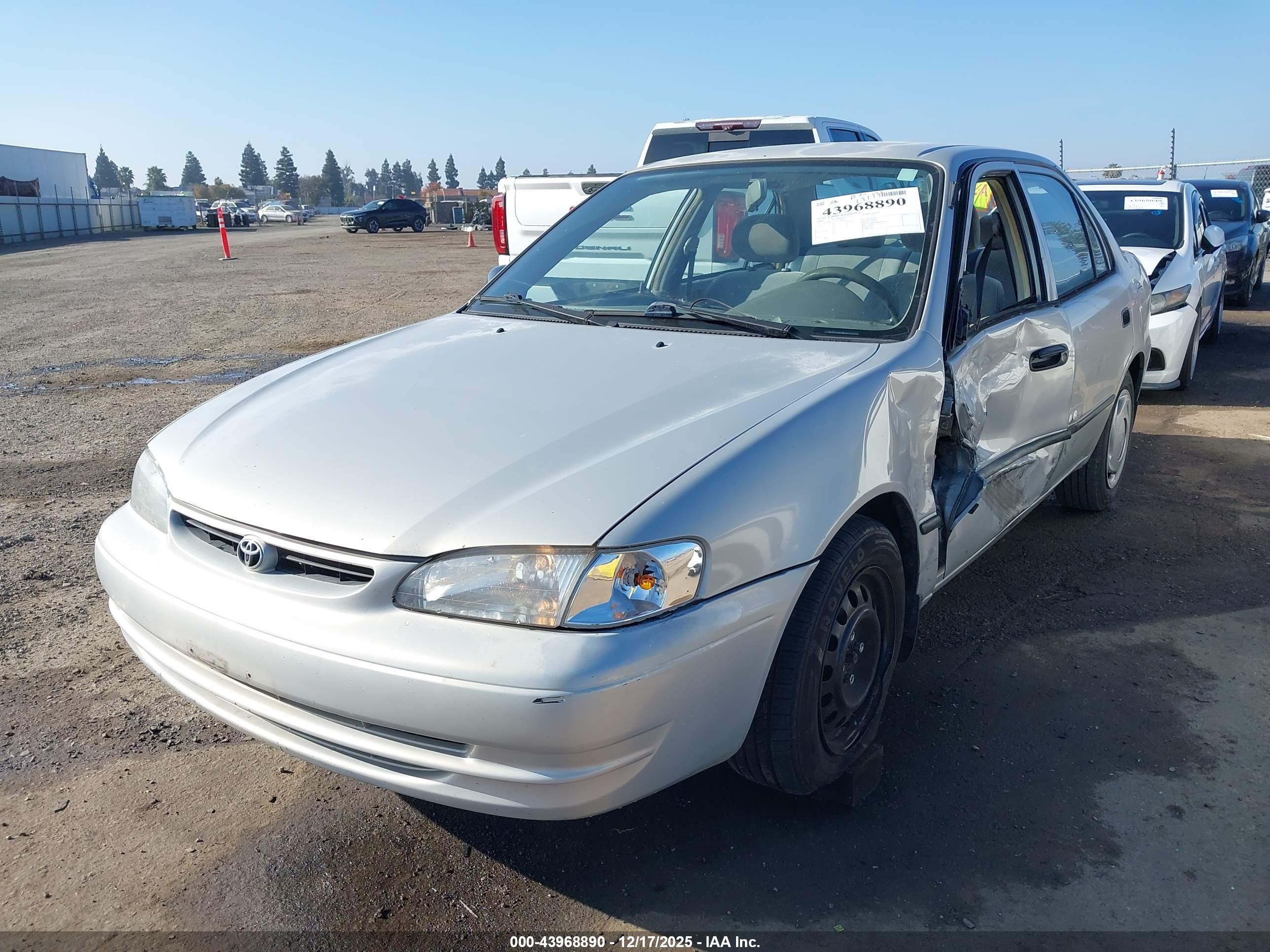 TOYOTA COROLLA image 2