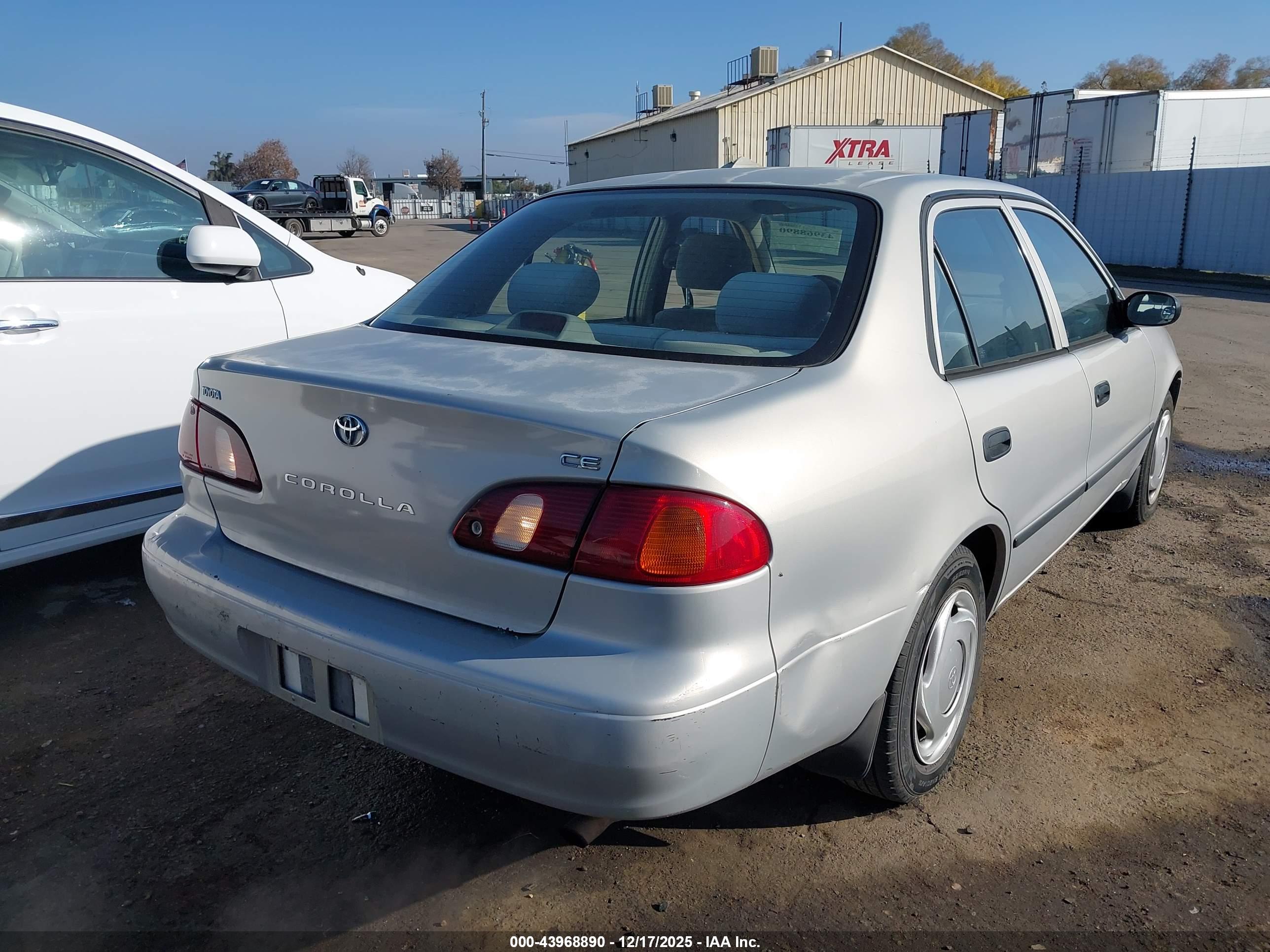 TOYOTA COROLLA image 4