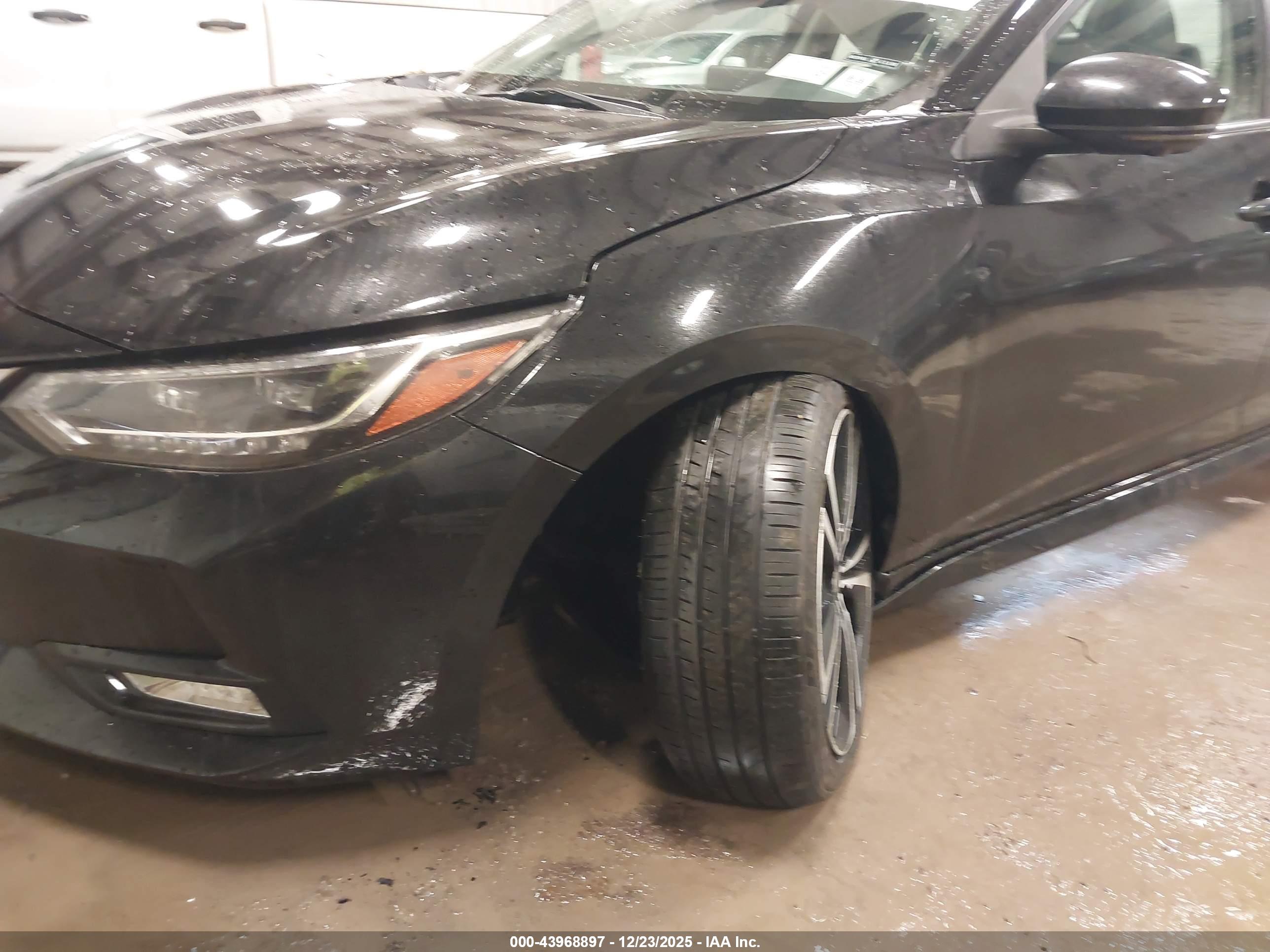 NISSAN SENTRA image 6