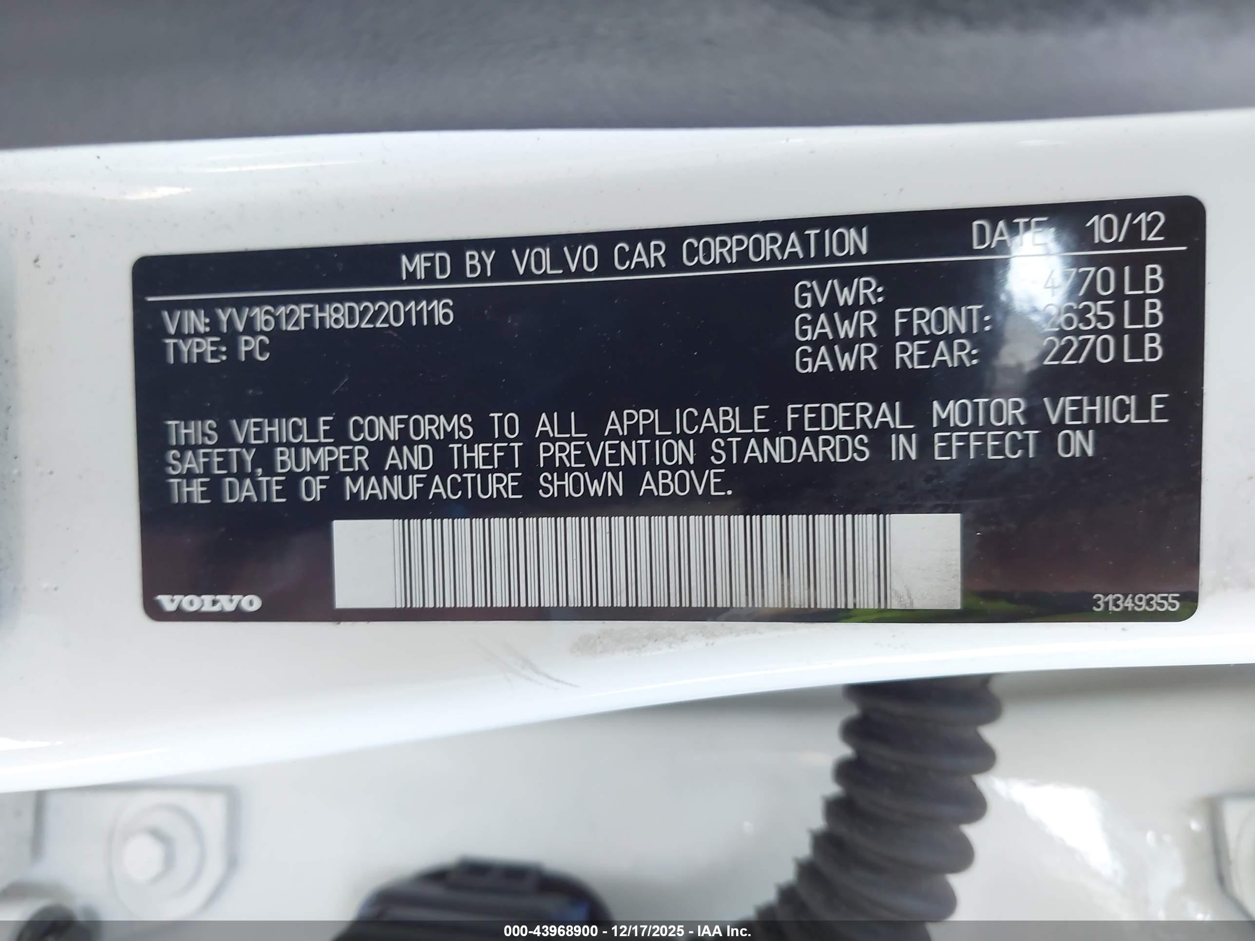 VOLVO S60 image 9