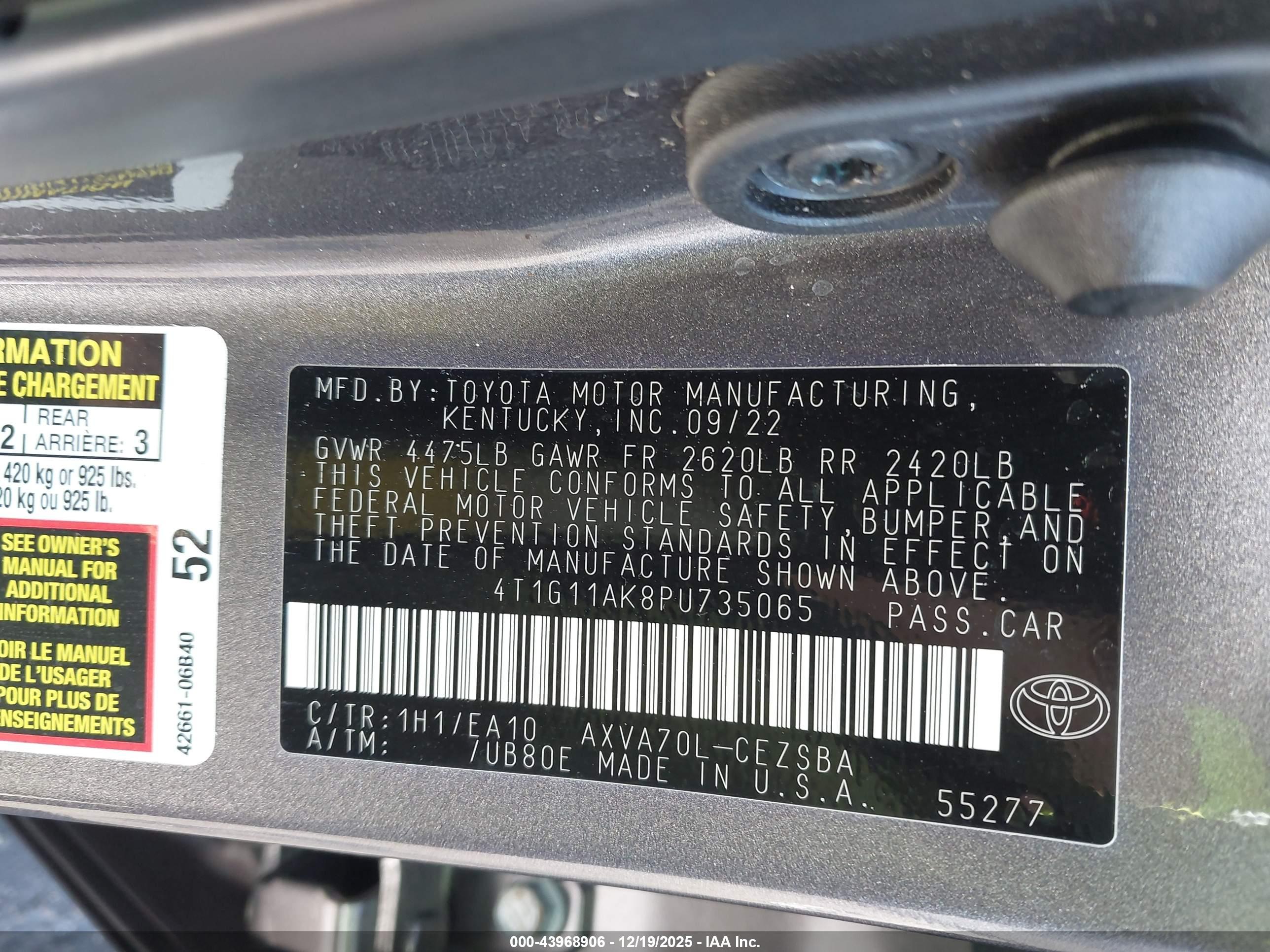 TOYOTA CAMRY image 9