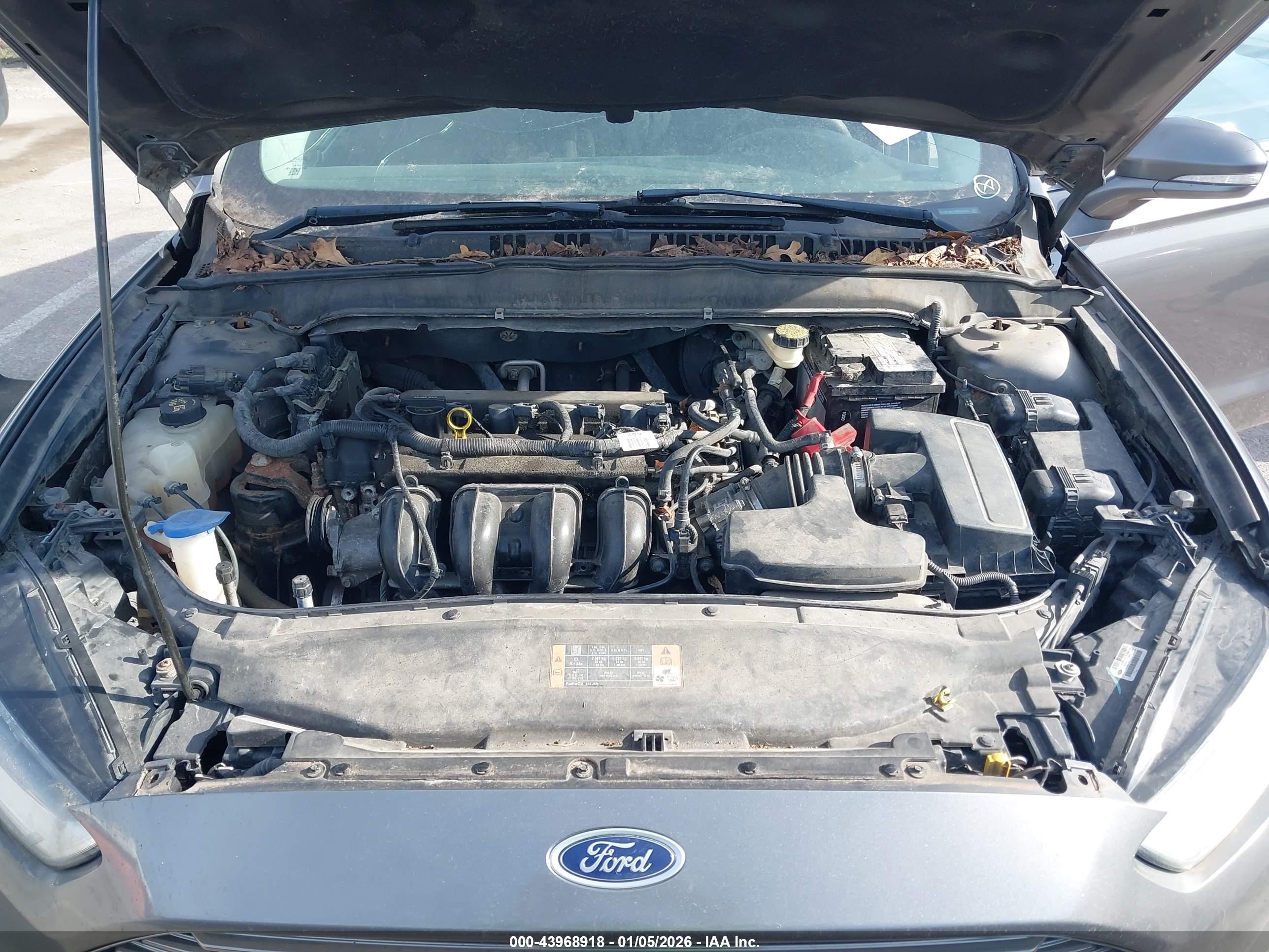 FORD FUSION image 10