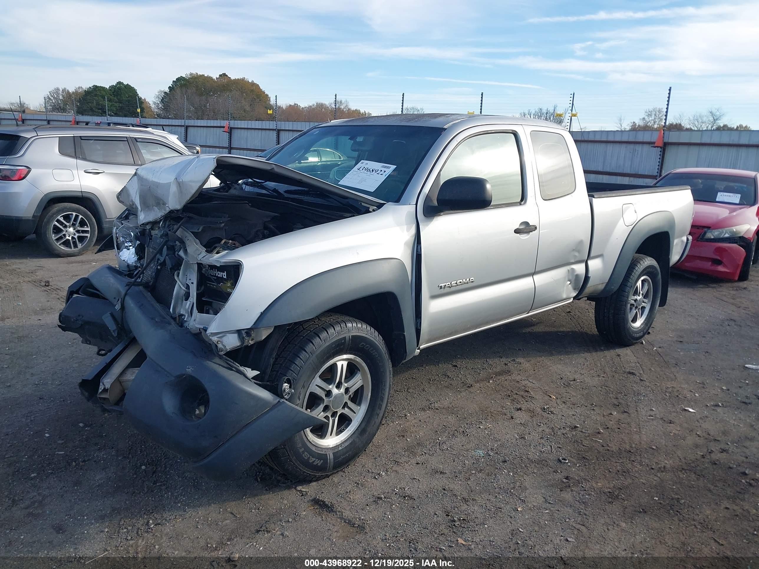 TOYOTA TACOMA image 2