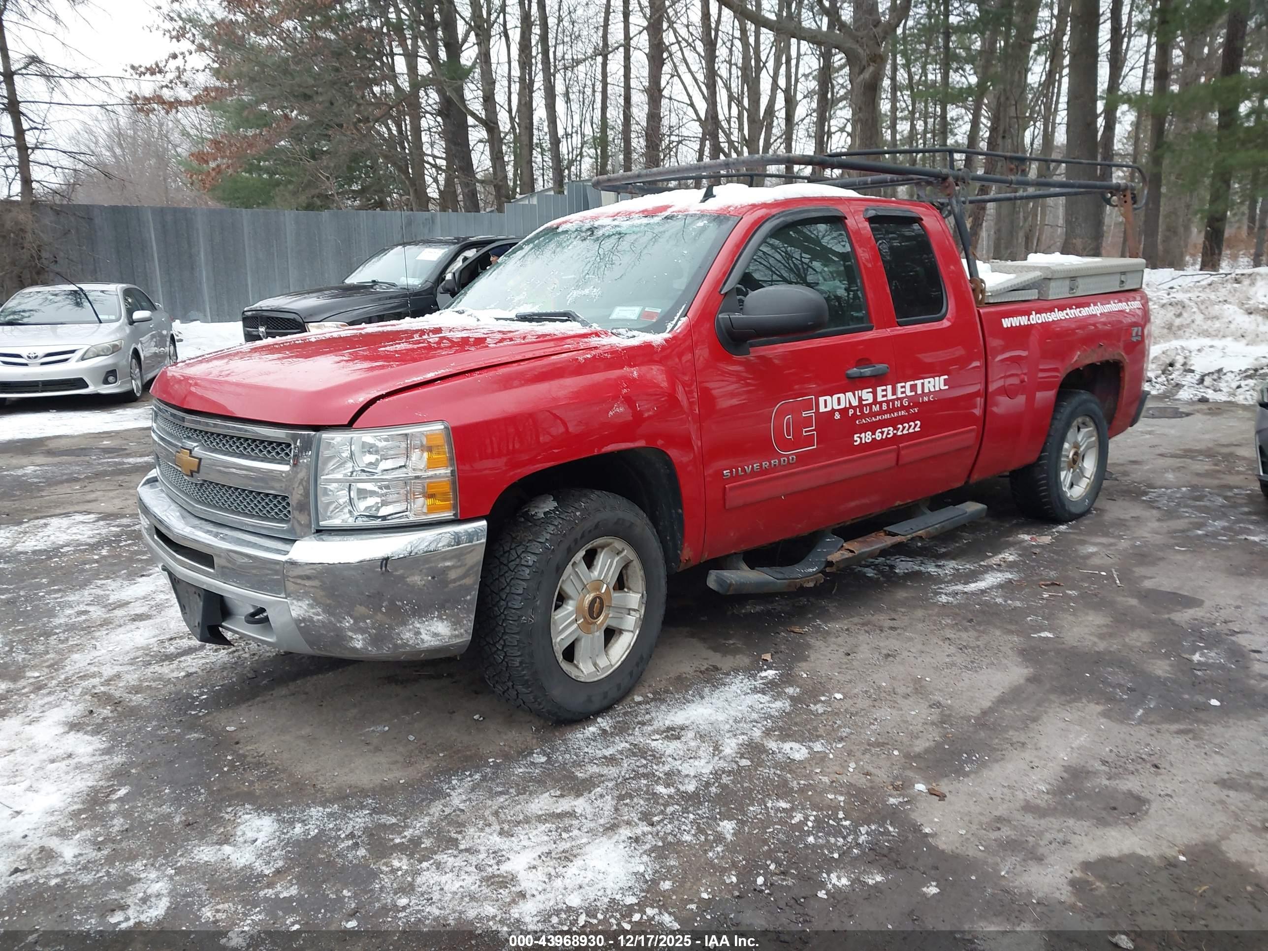 CHEVROLET SILVERADO image 2