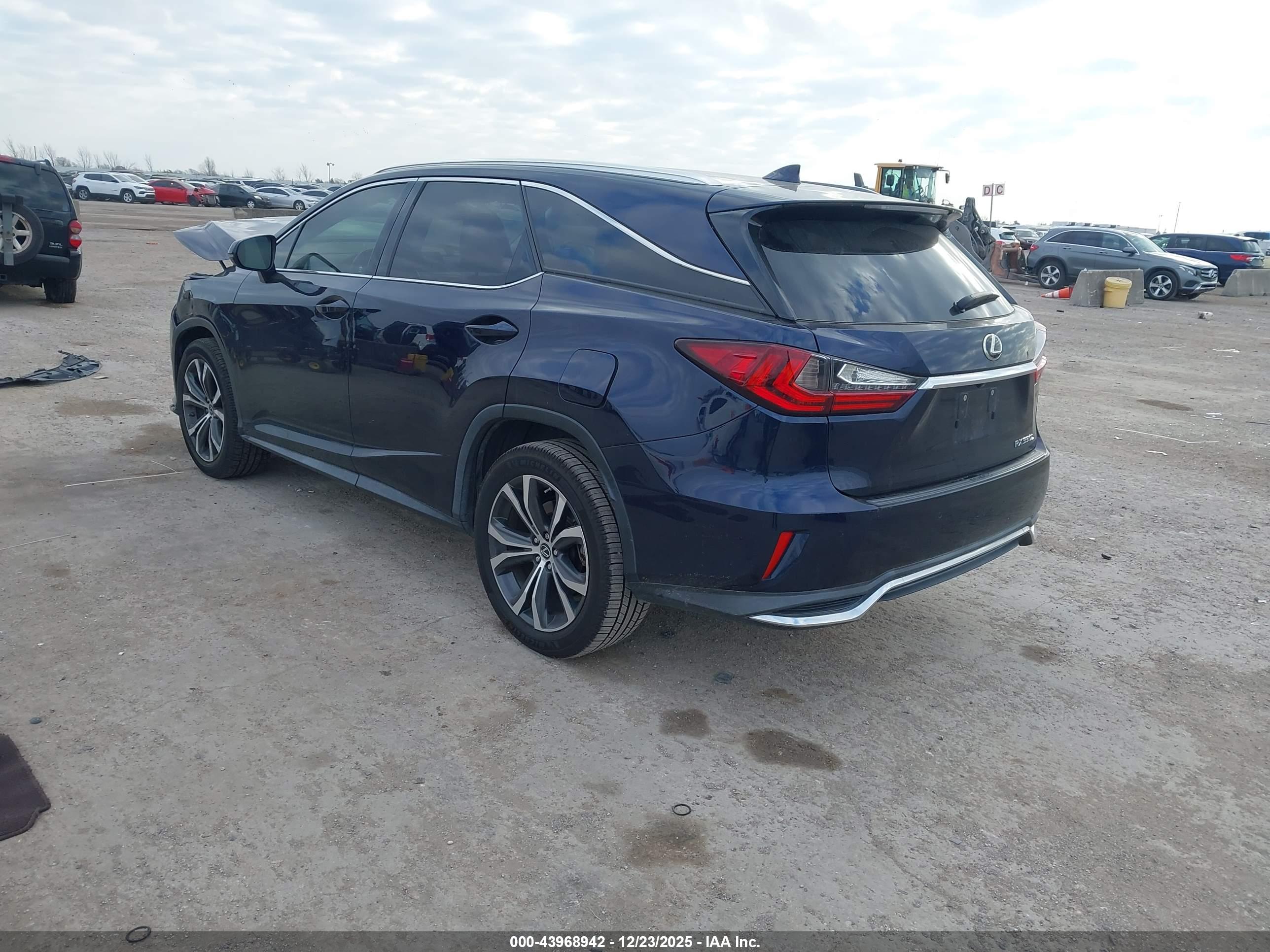 LEXUS RX image 3
