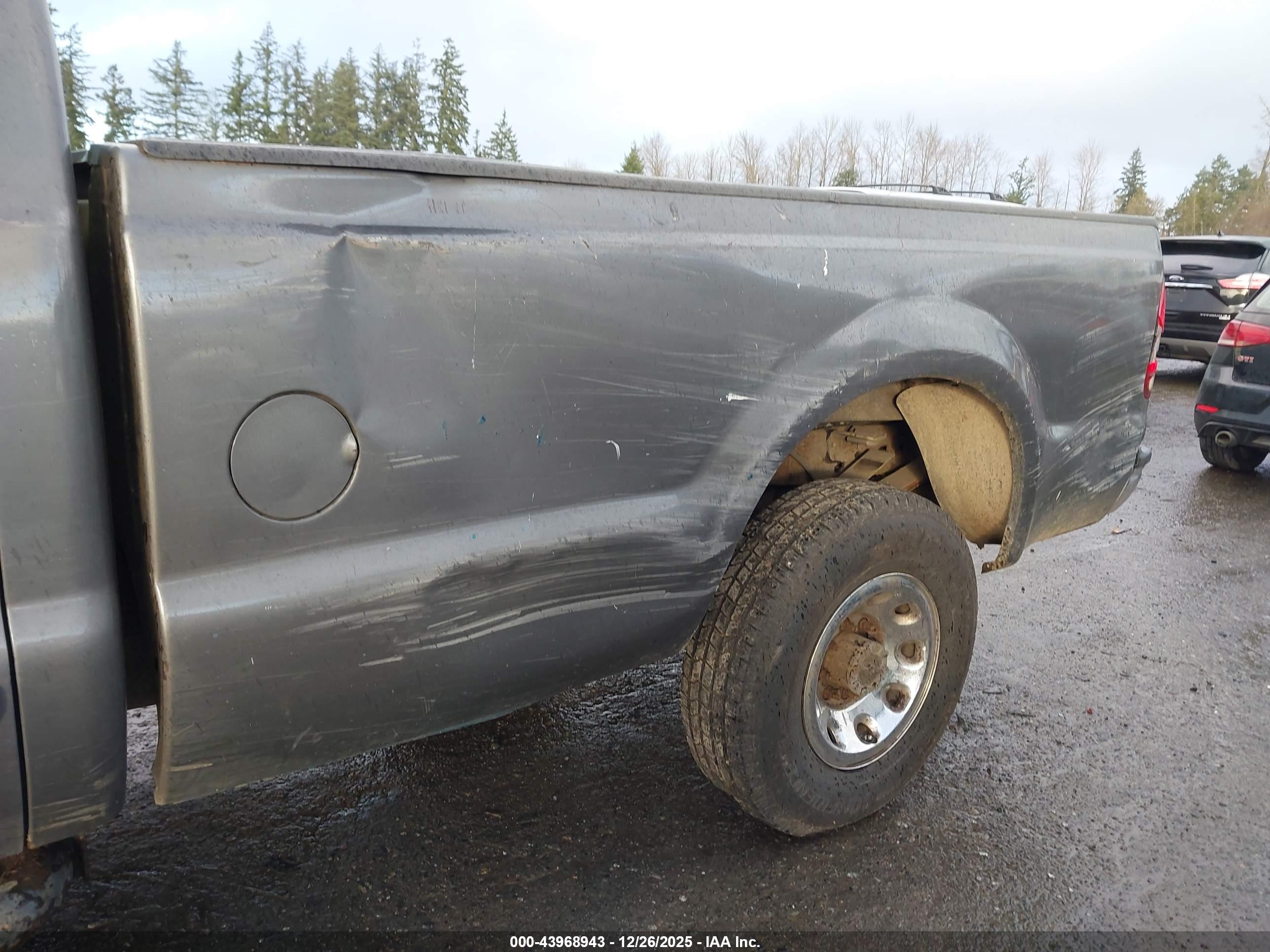 FORD F-250 image 6