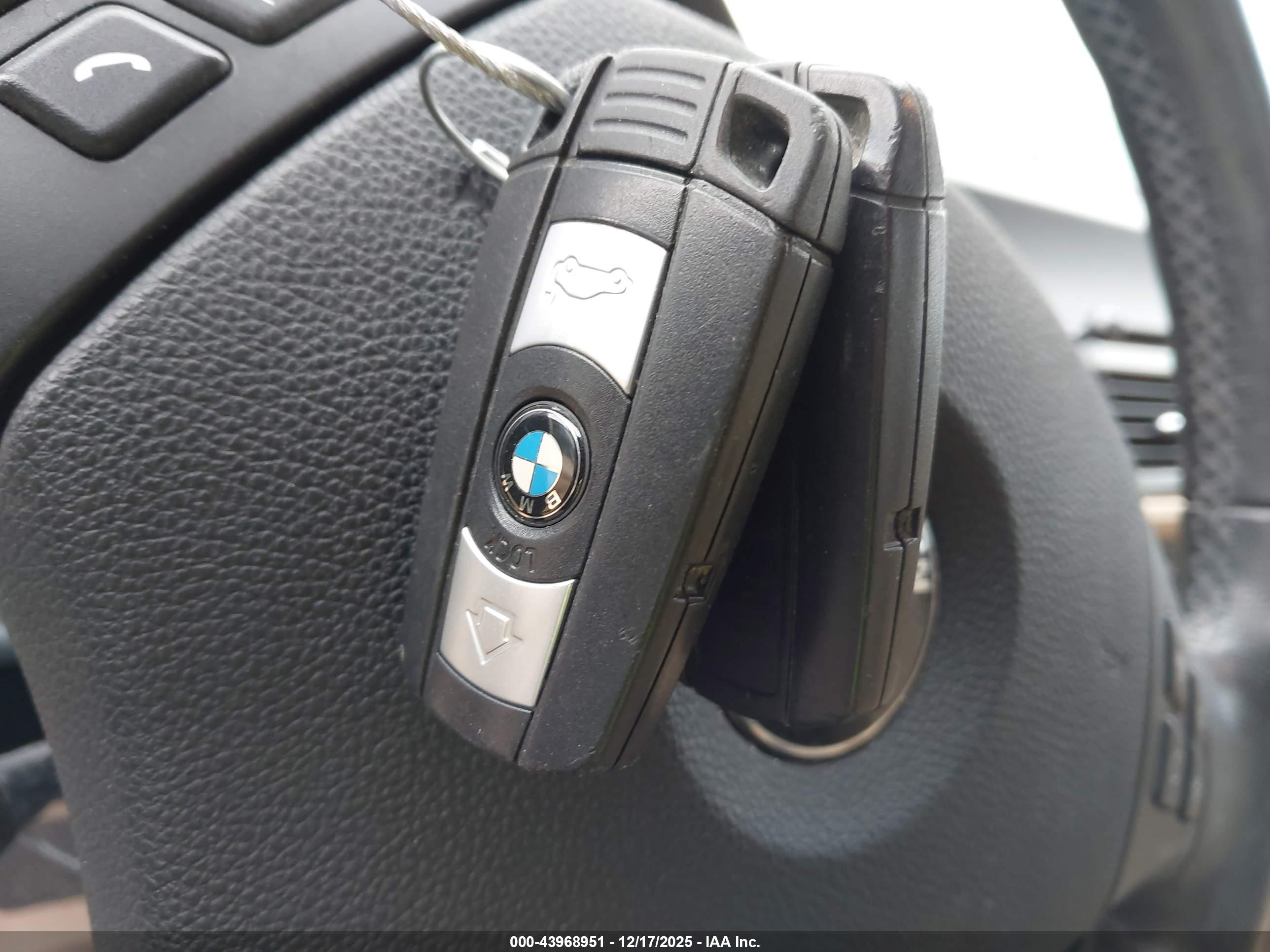 BMW 328I image 11