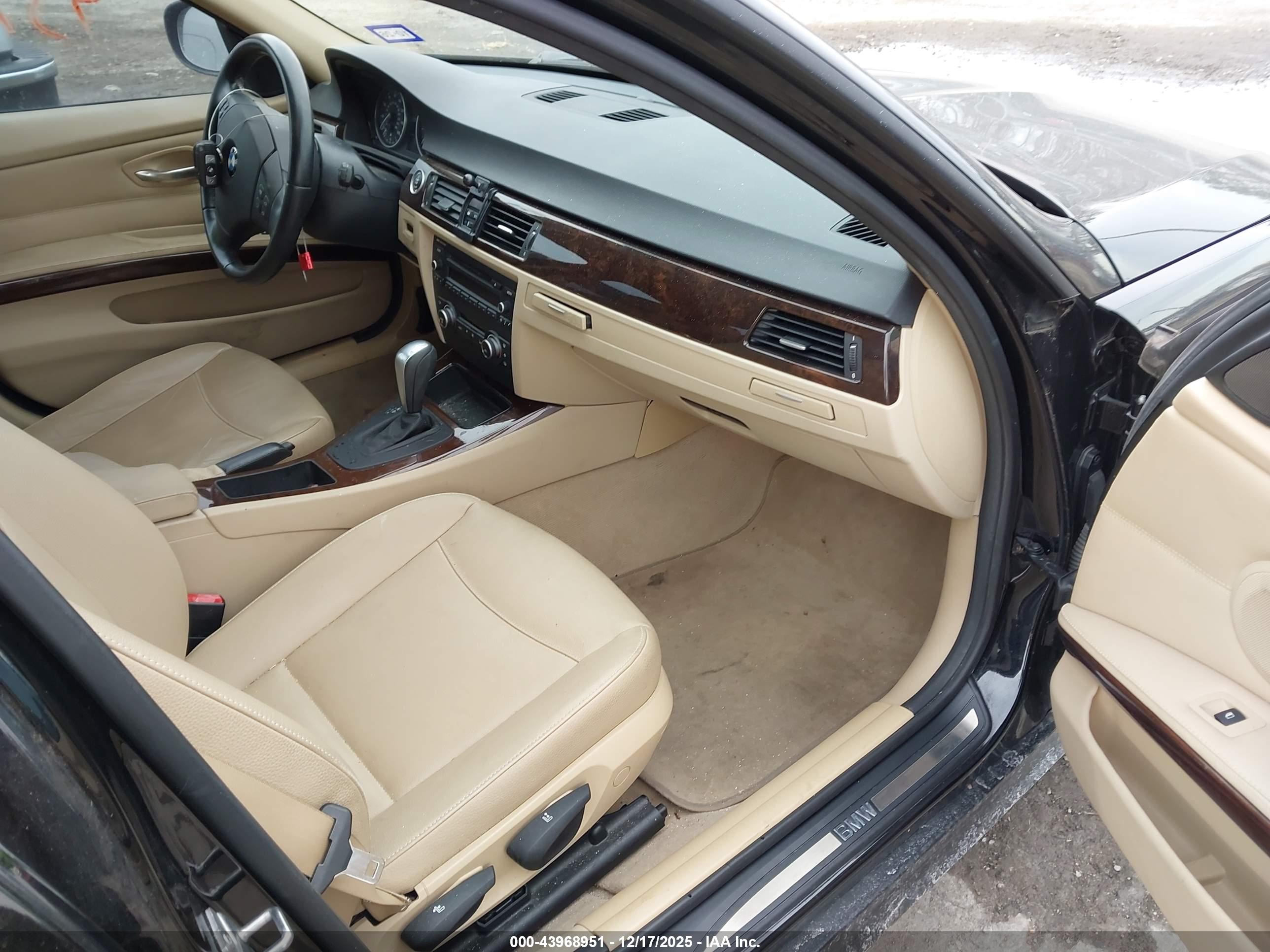 BMW 328I image 5