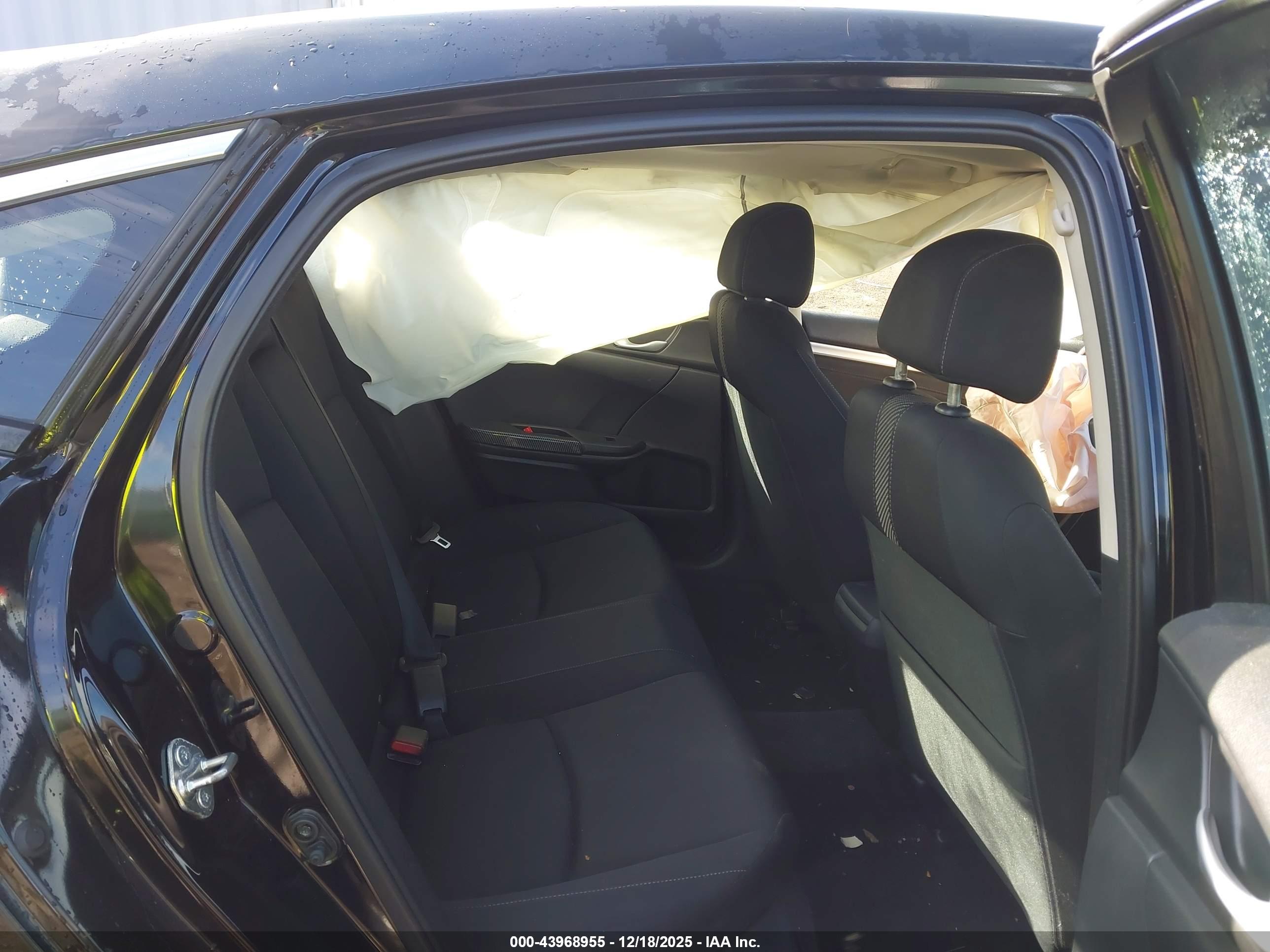 HONDA CIVIC image 8