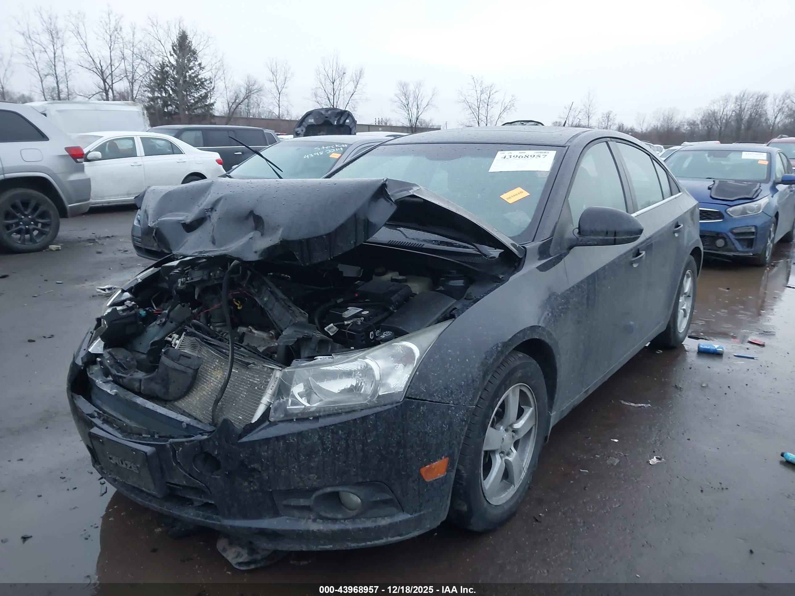 CHEVROLET CRUZE image 2