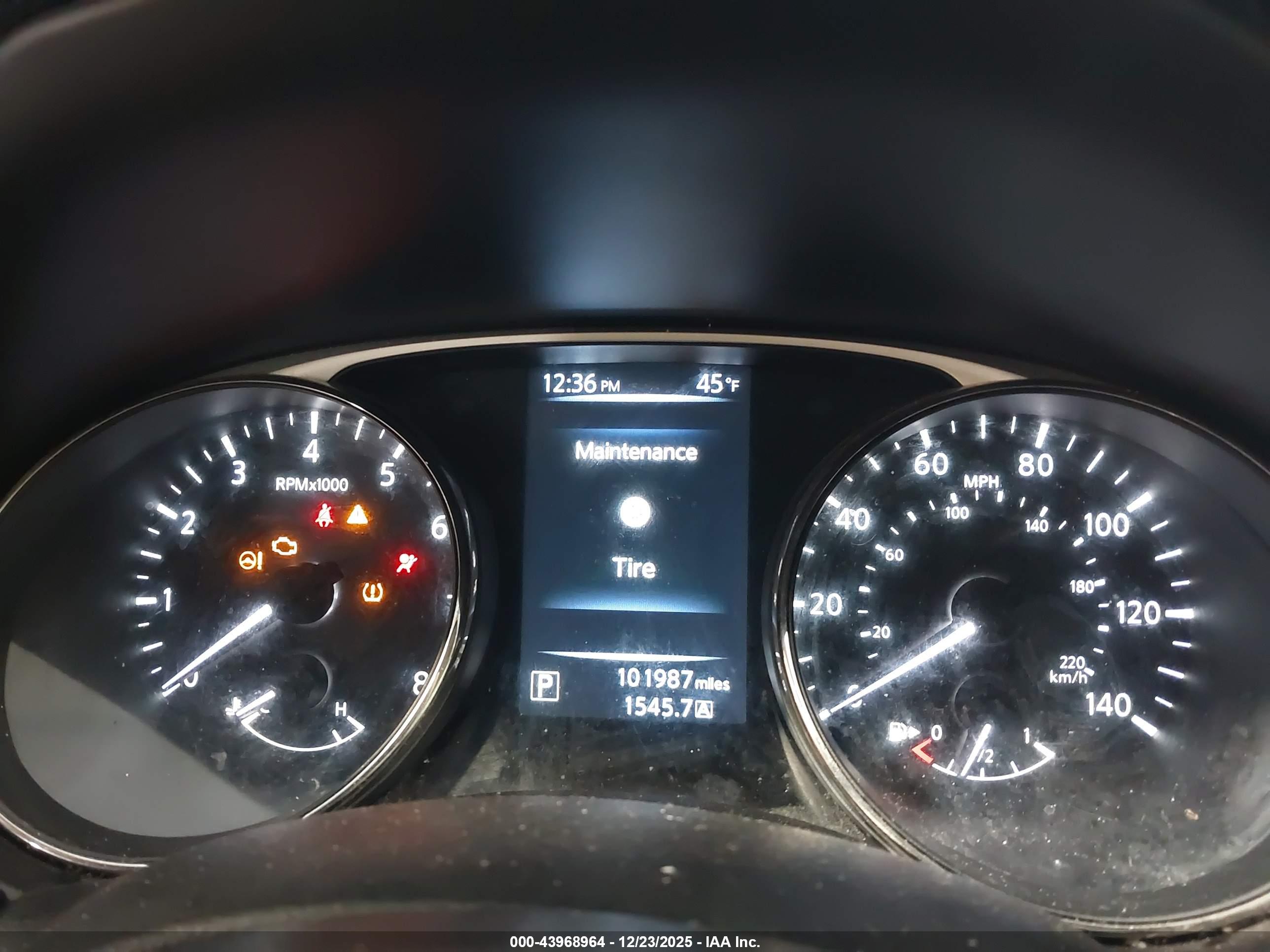 NISSAN ROGUE image 7