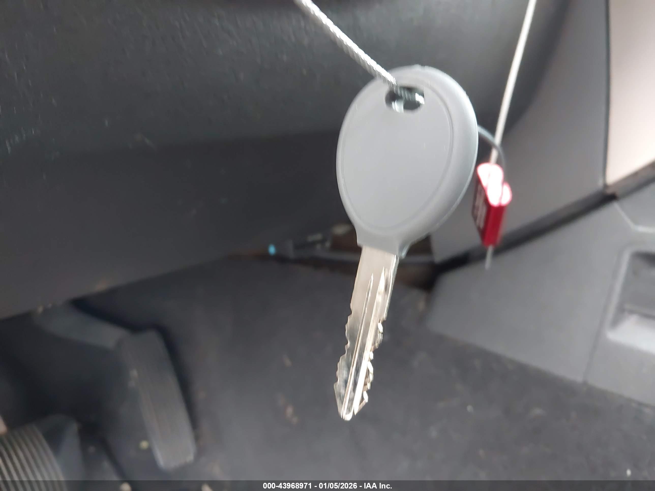 JEEP LIBERTY image 11