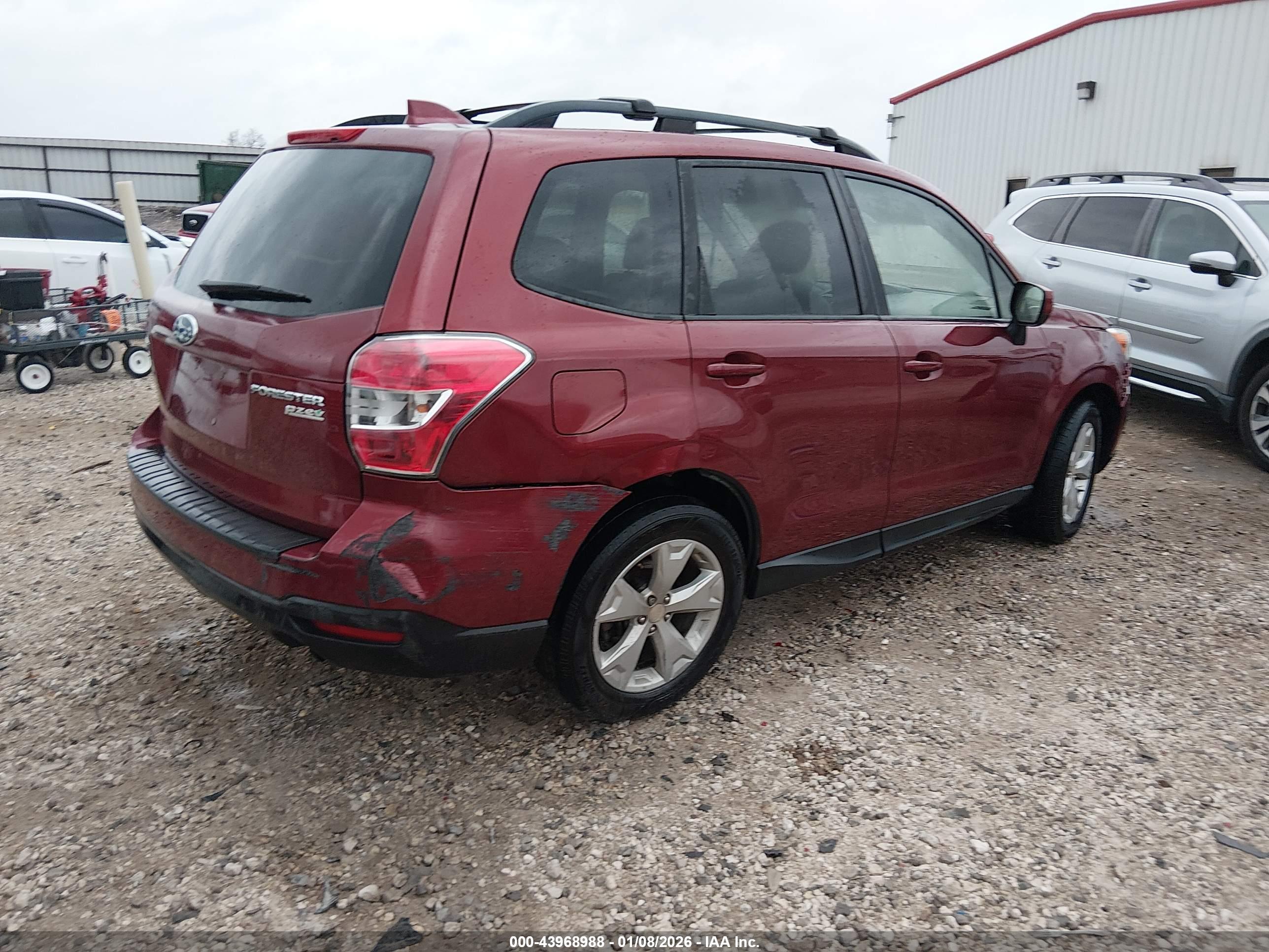 SUBARU FORESTER image 4