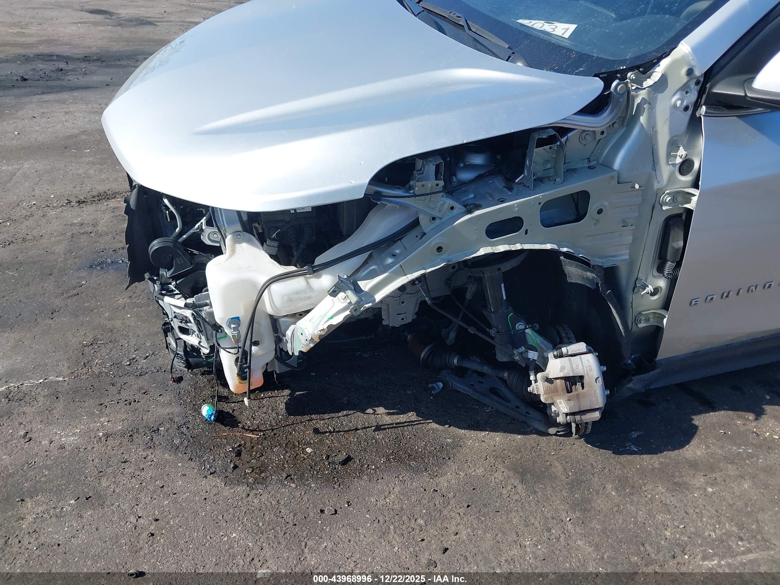 CHEVROLET EQUINOX image 6