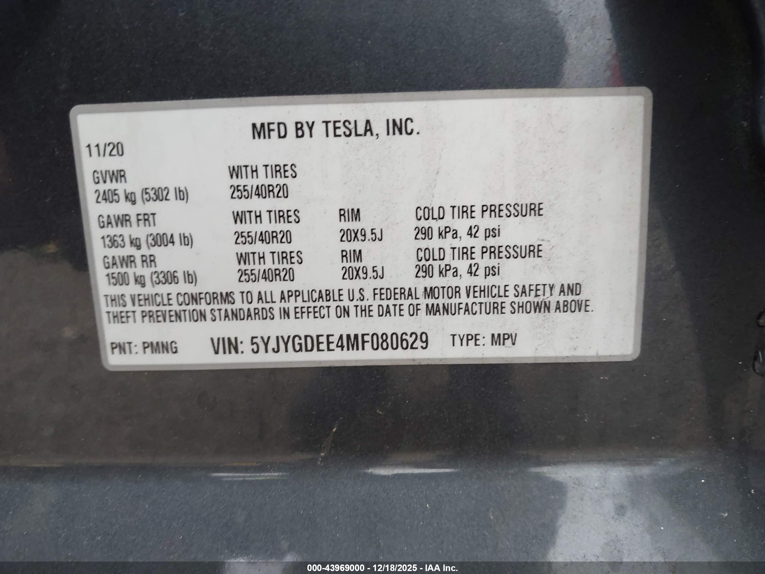 TESLA MODEL image 9