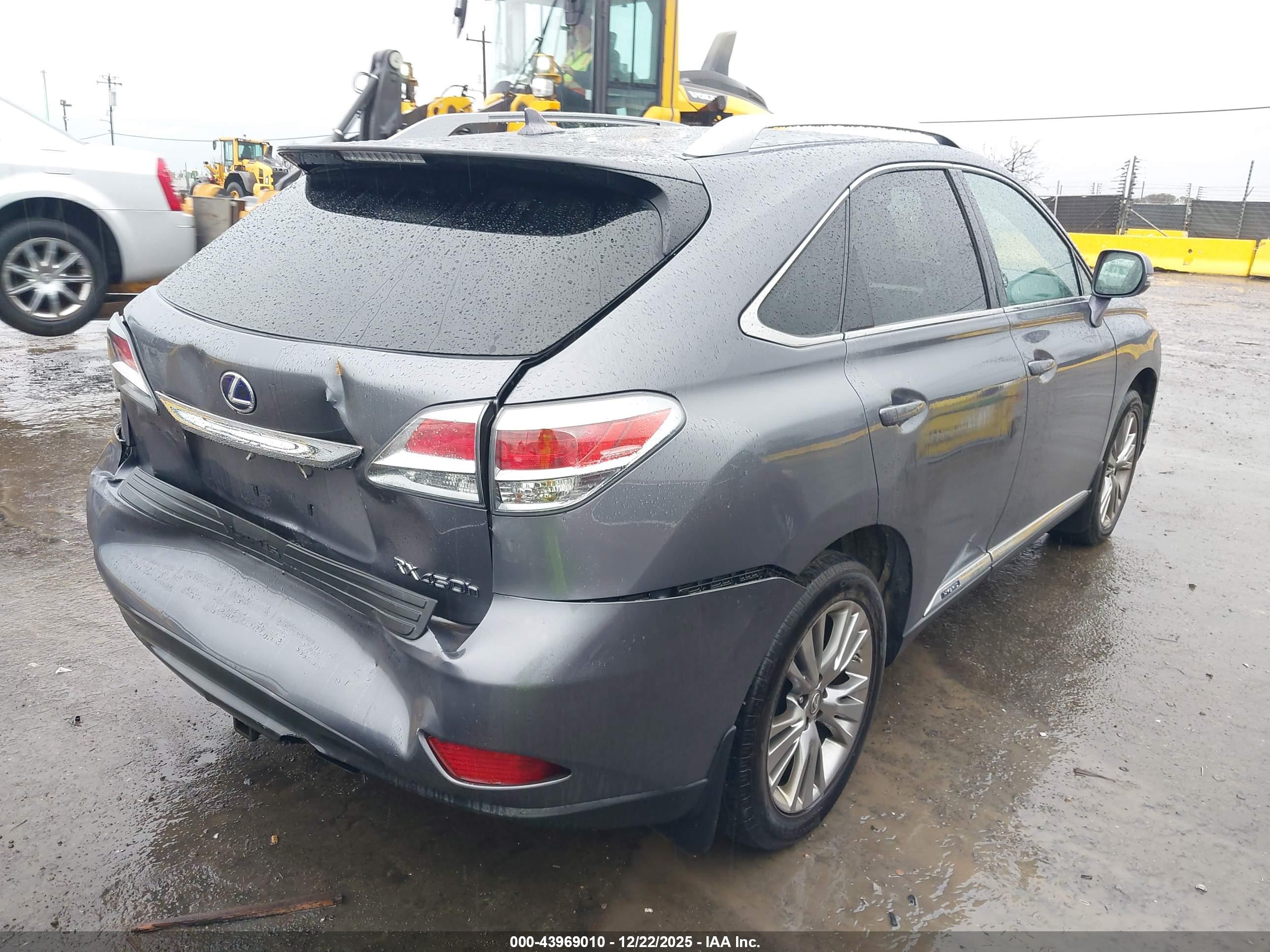 LEXUS RX image 4