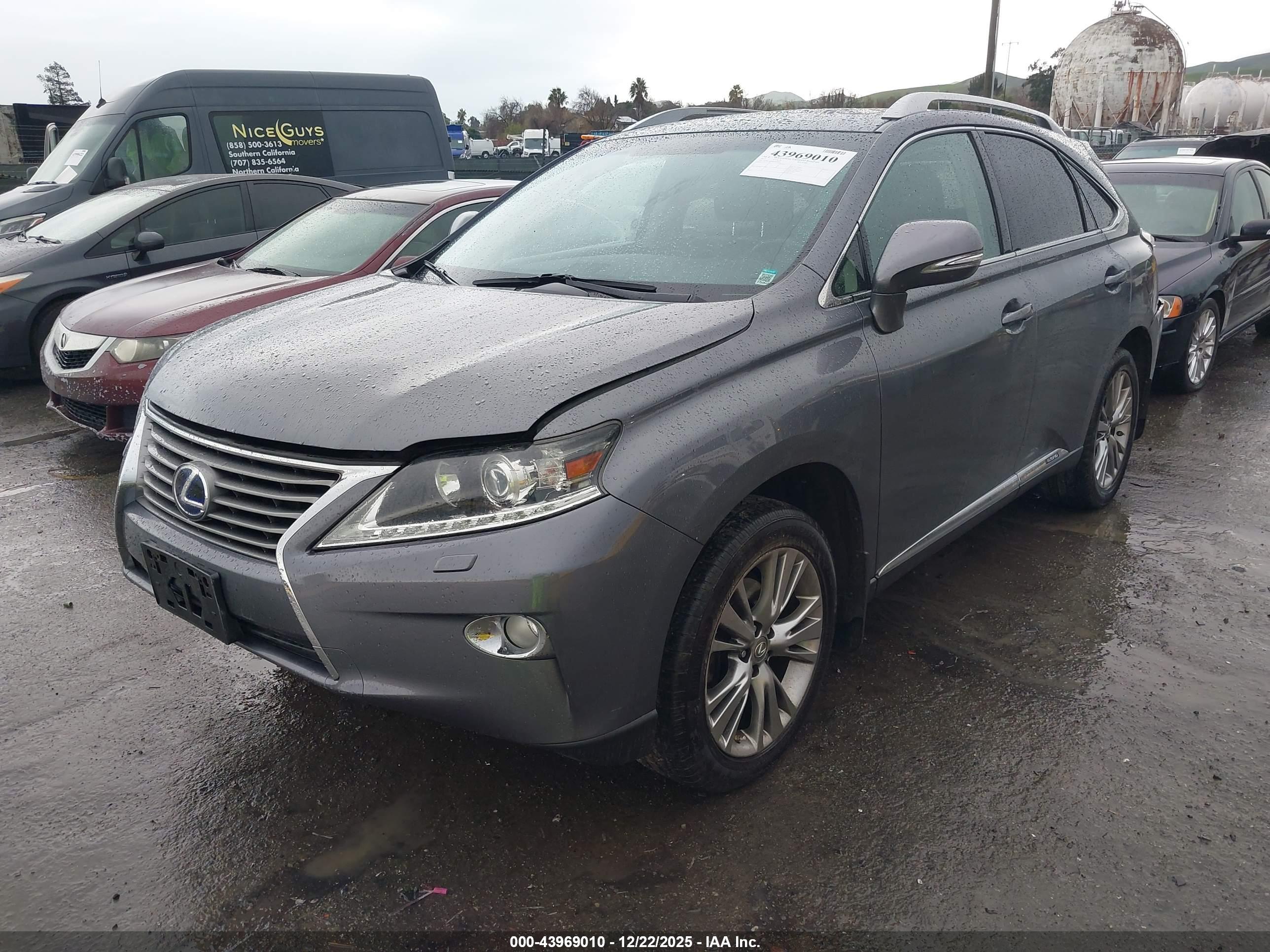 LEXUS RX image 6