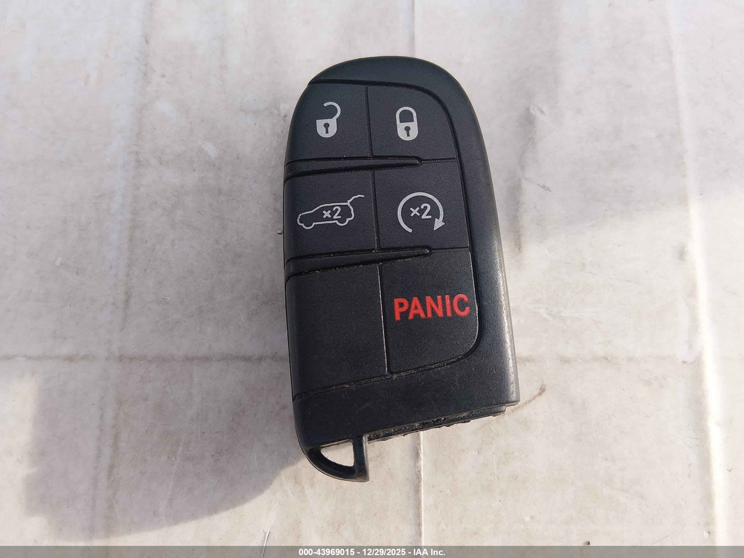 JEEP GRAND image 11