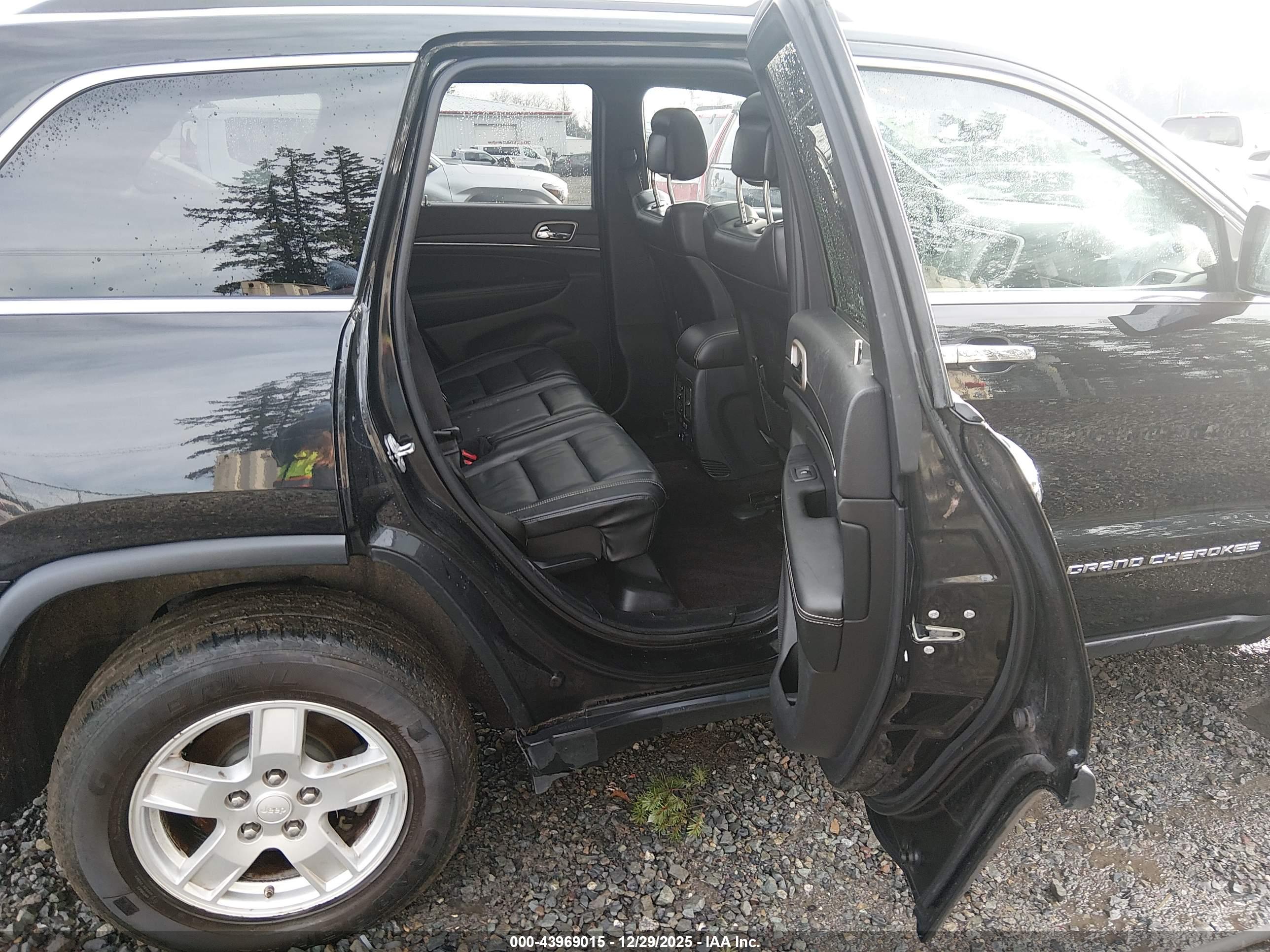 JEEP GRAND image 8