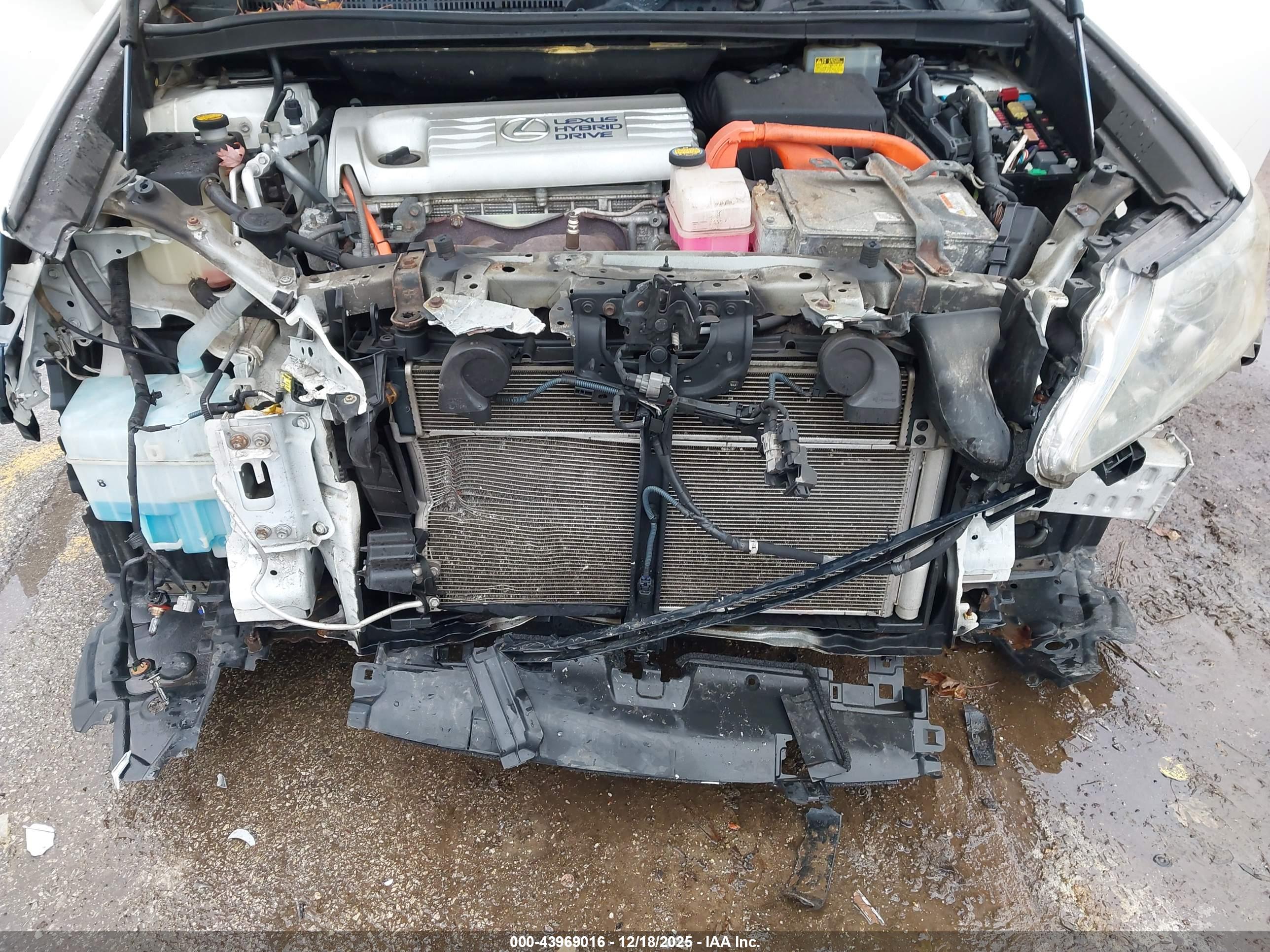 LEXUS HS image 6