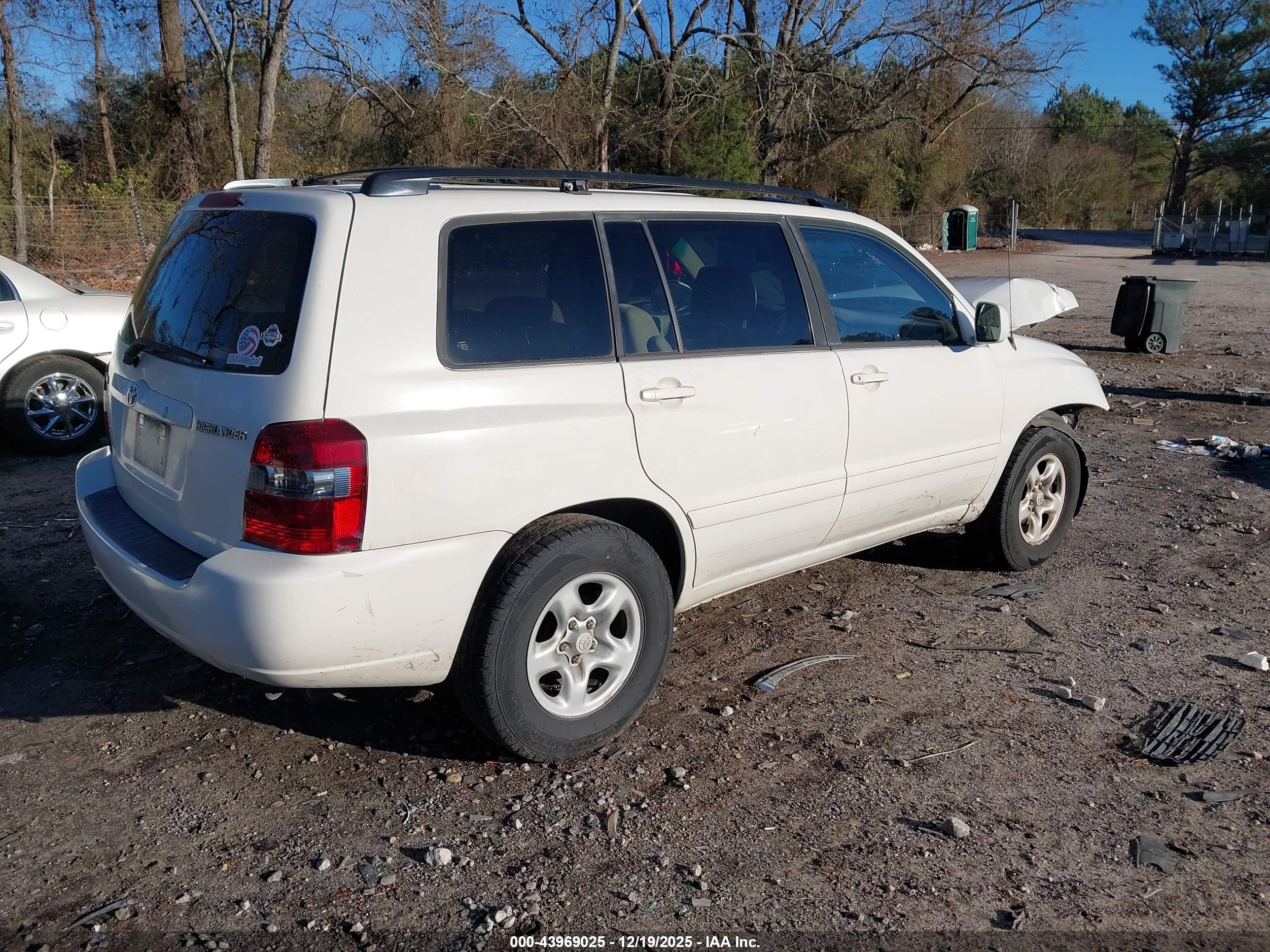 TOYOTA HIGHLANDER image 4