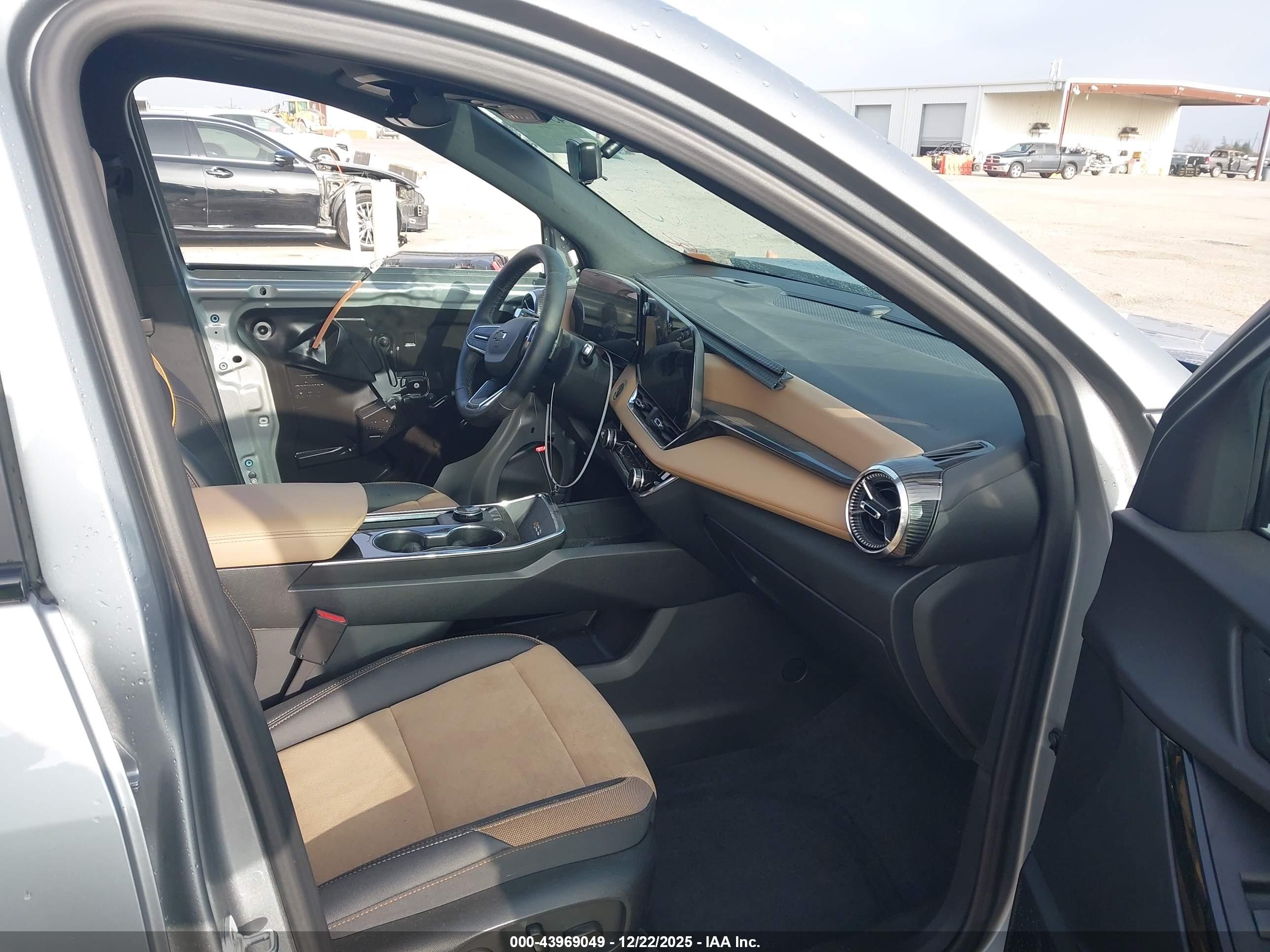 CHEVROLET EQUINOX image 5