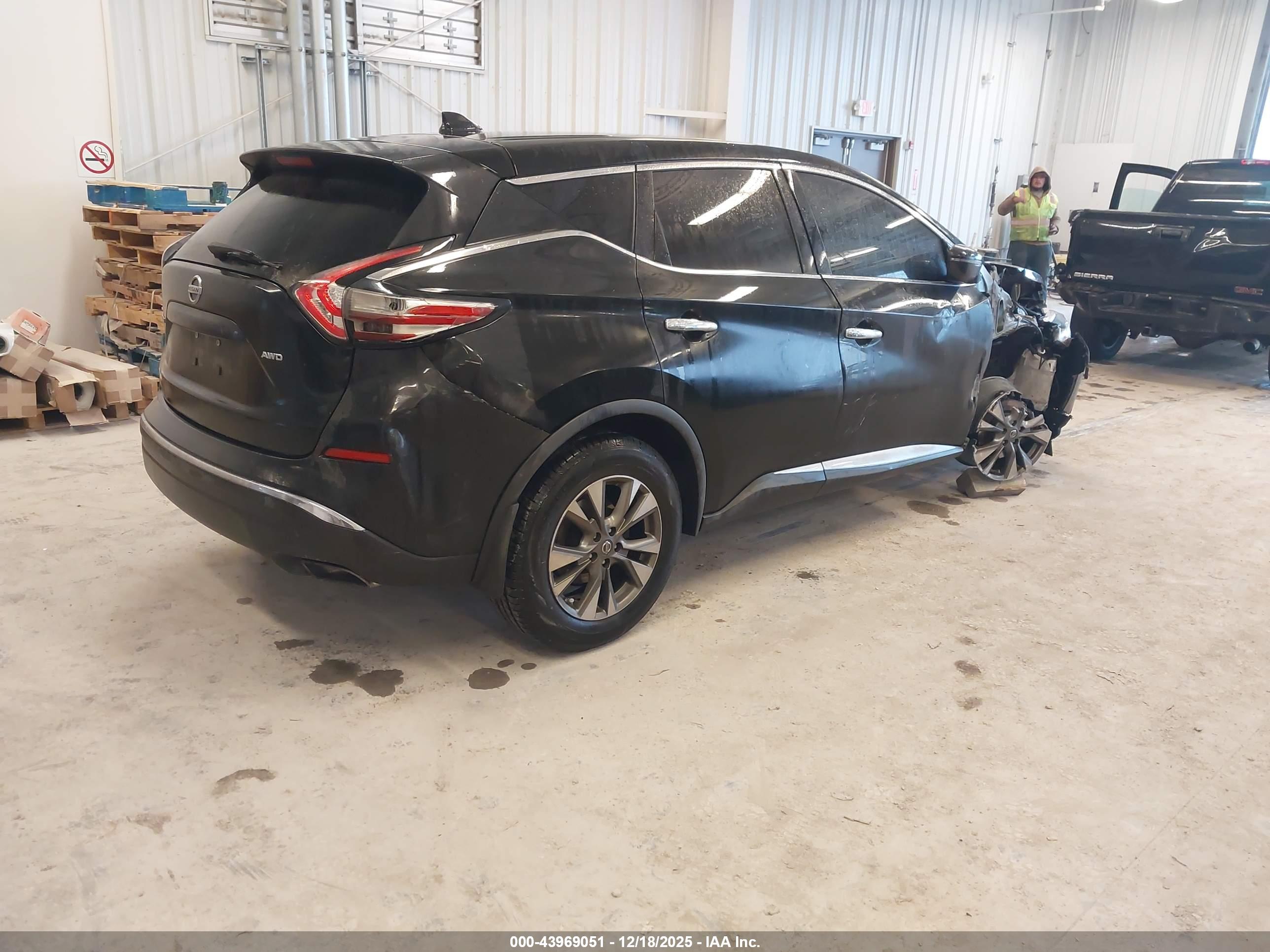 NISSAN MURANO image 4