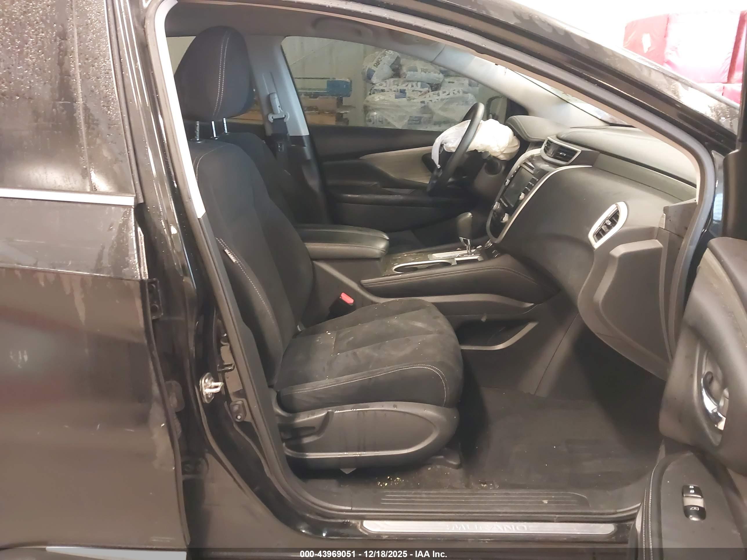 NISSAN MURANO image 5