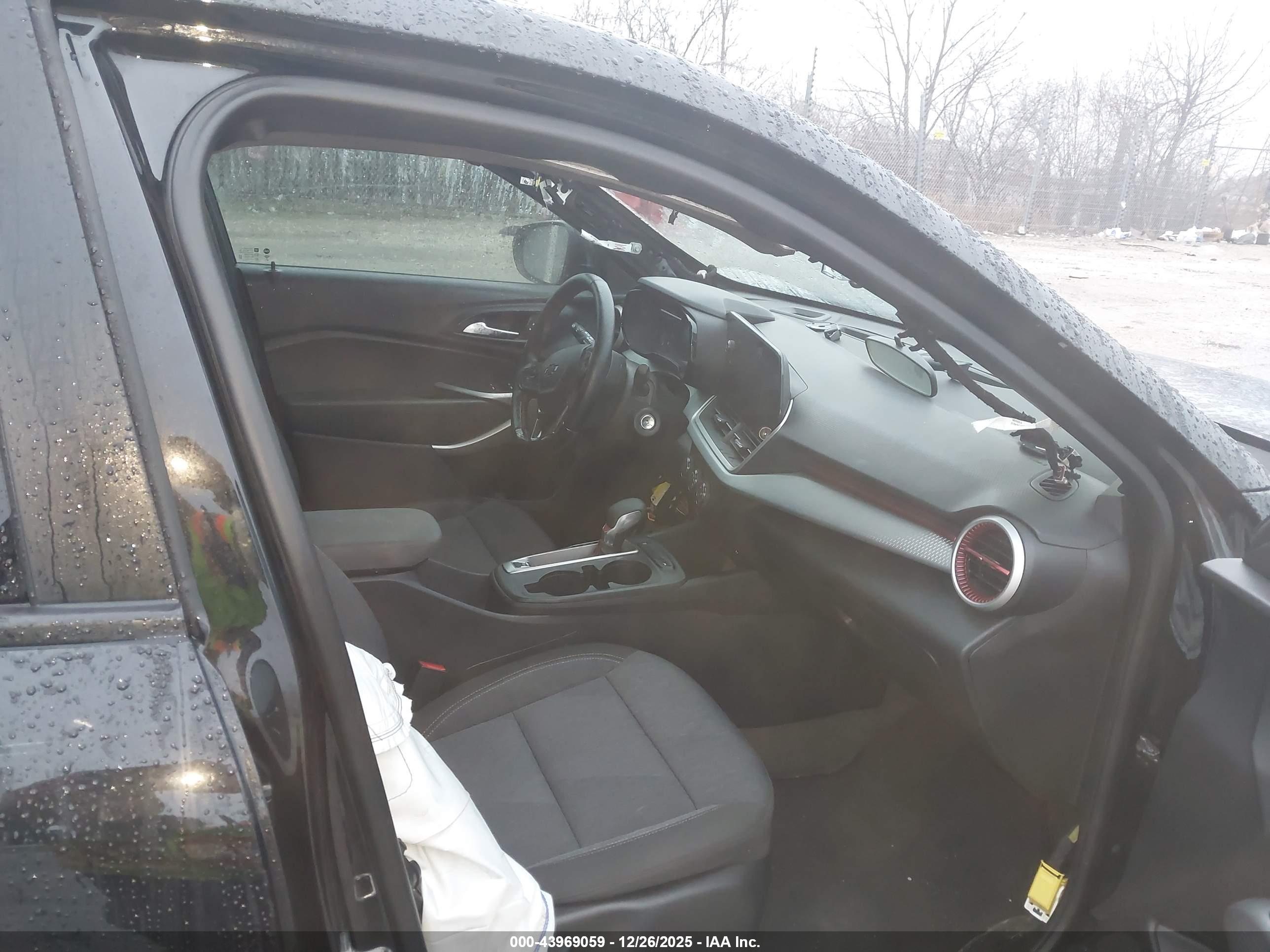 CHEVROLET TRAX image 5