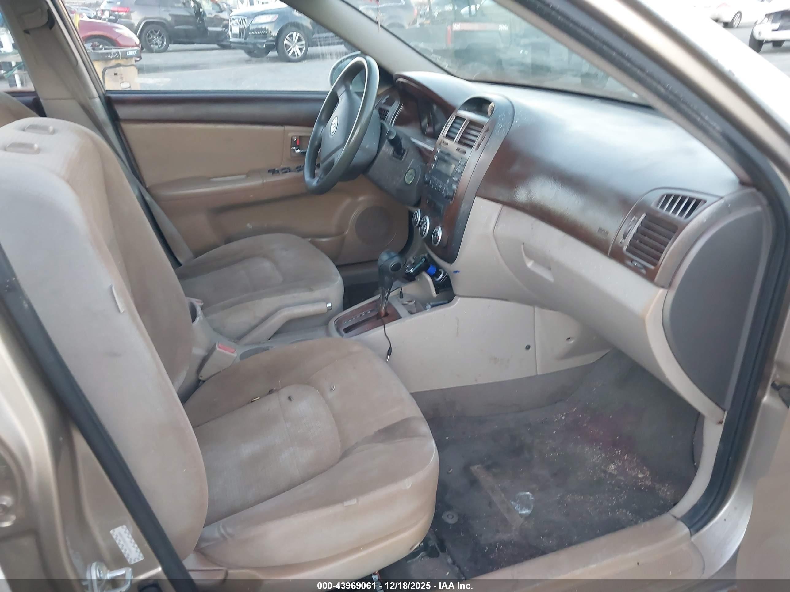 KIA SPECTRA image 5