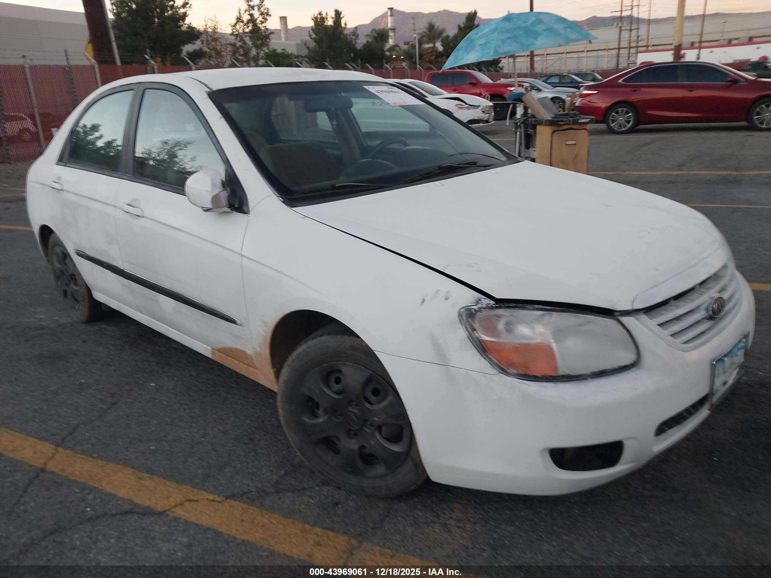 KIA SPECTRA image 6