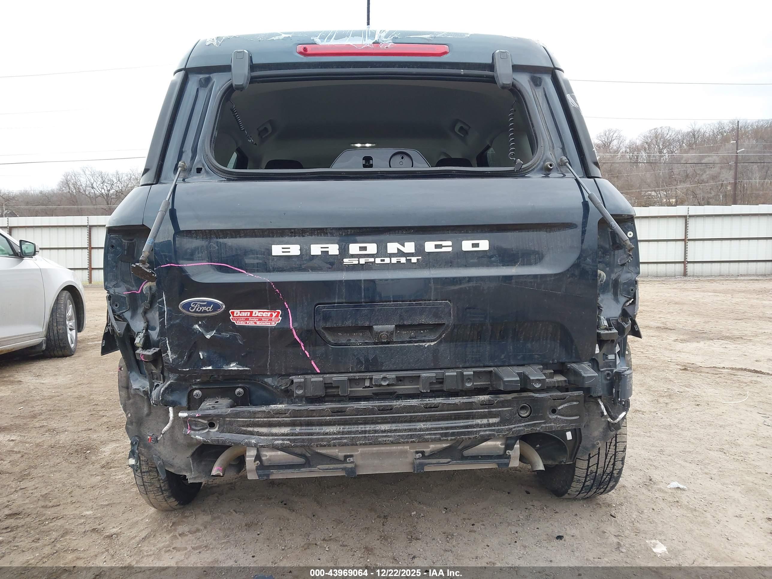 FORD BRONCO image 6