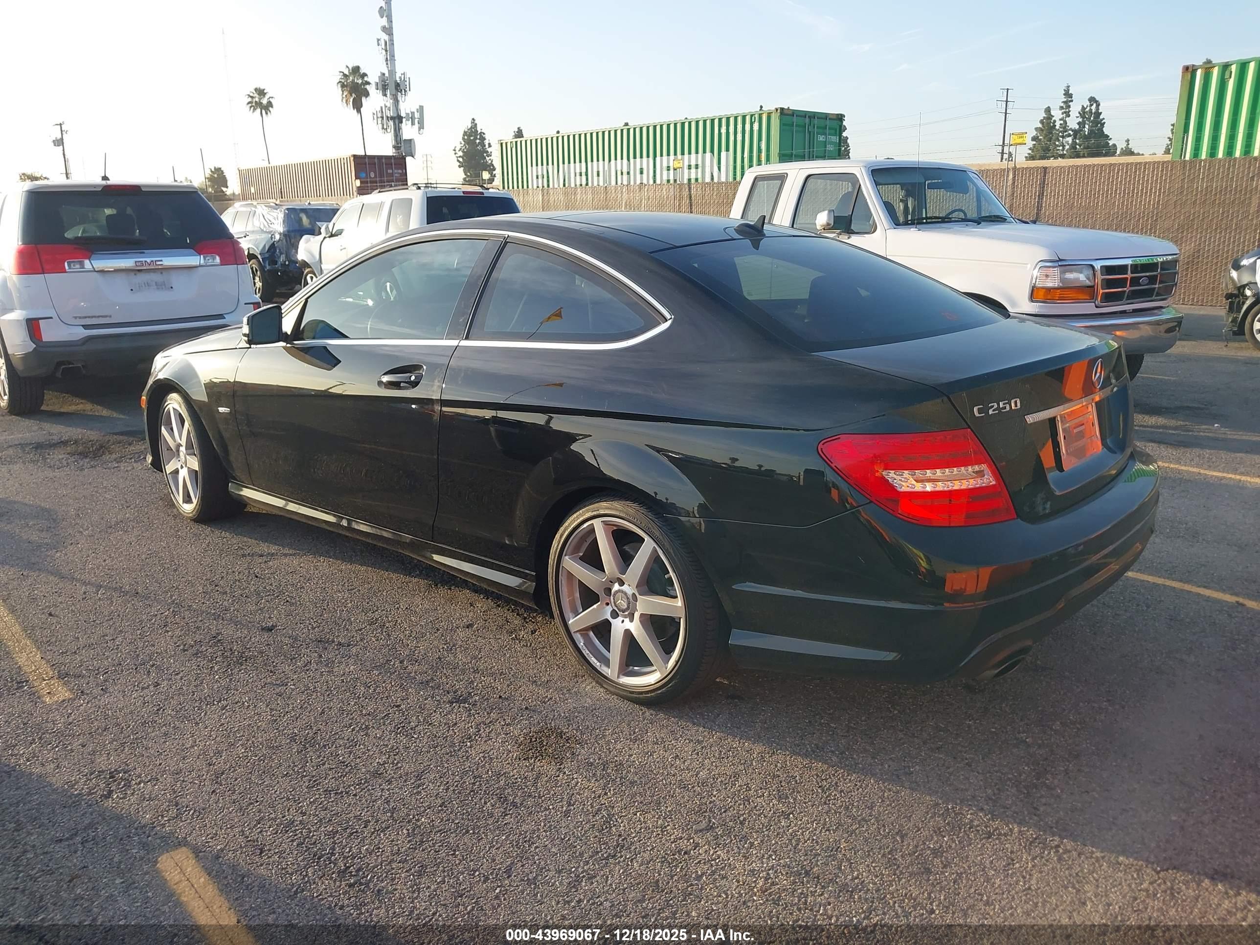 MERCEDES-BENZ C image 3