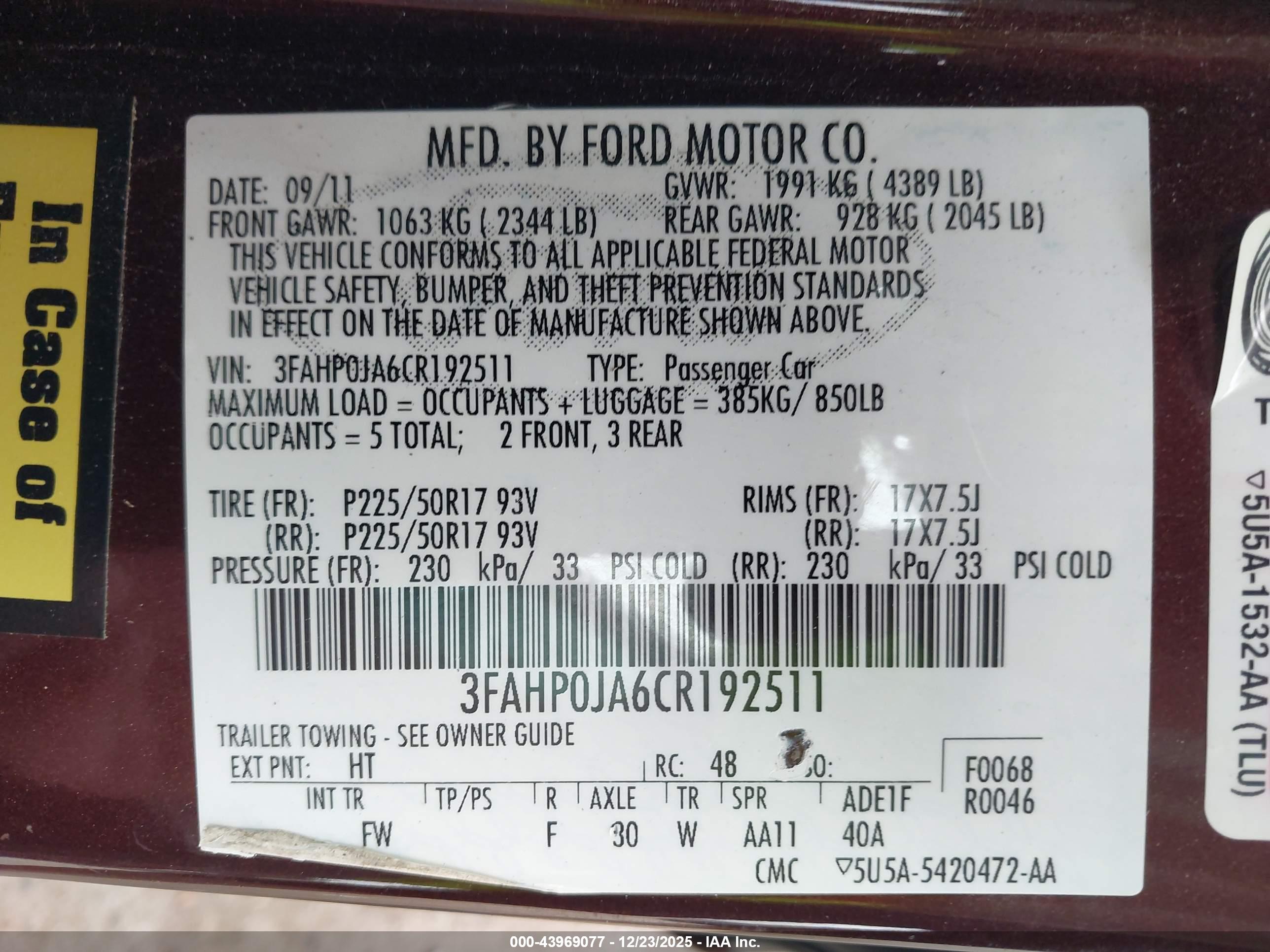 FORD FUSION image 9