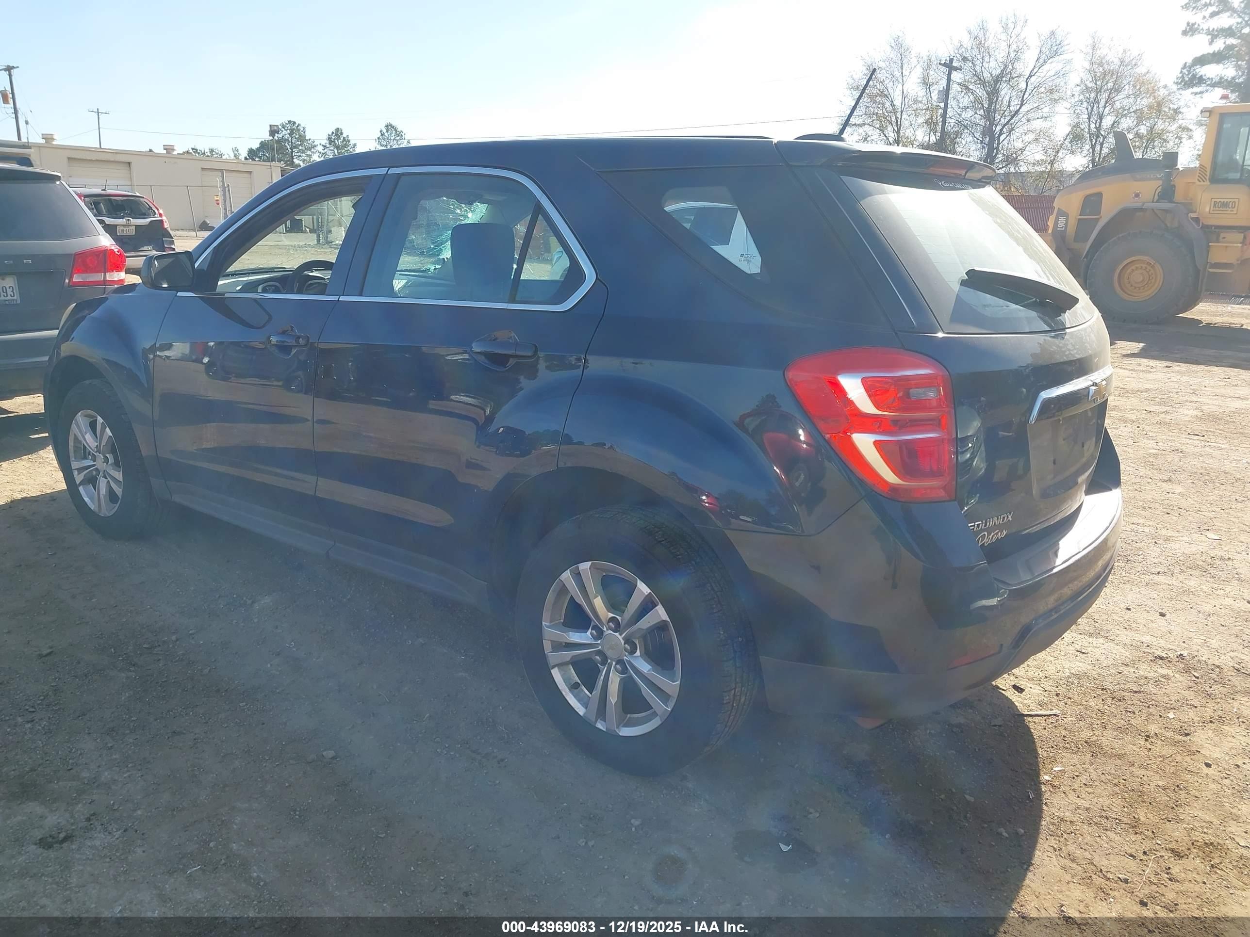 CHEVROLET EQUINOX image 3