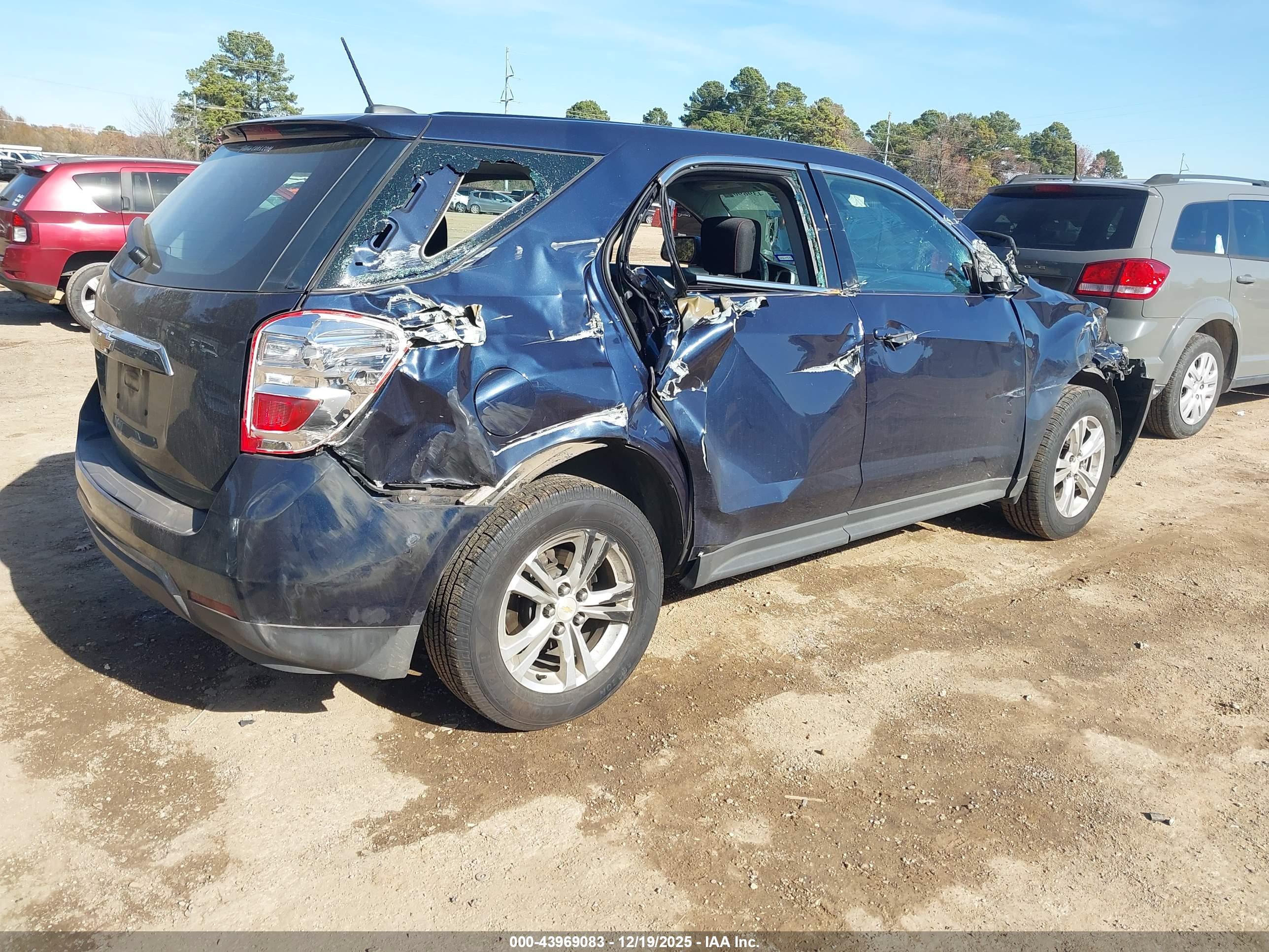 CHEVROLET EQUINOX image 4