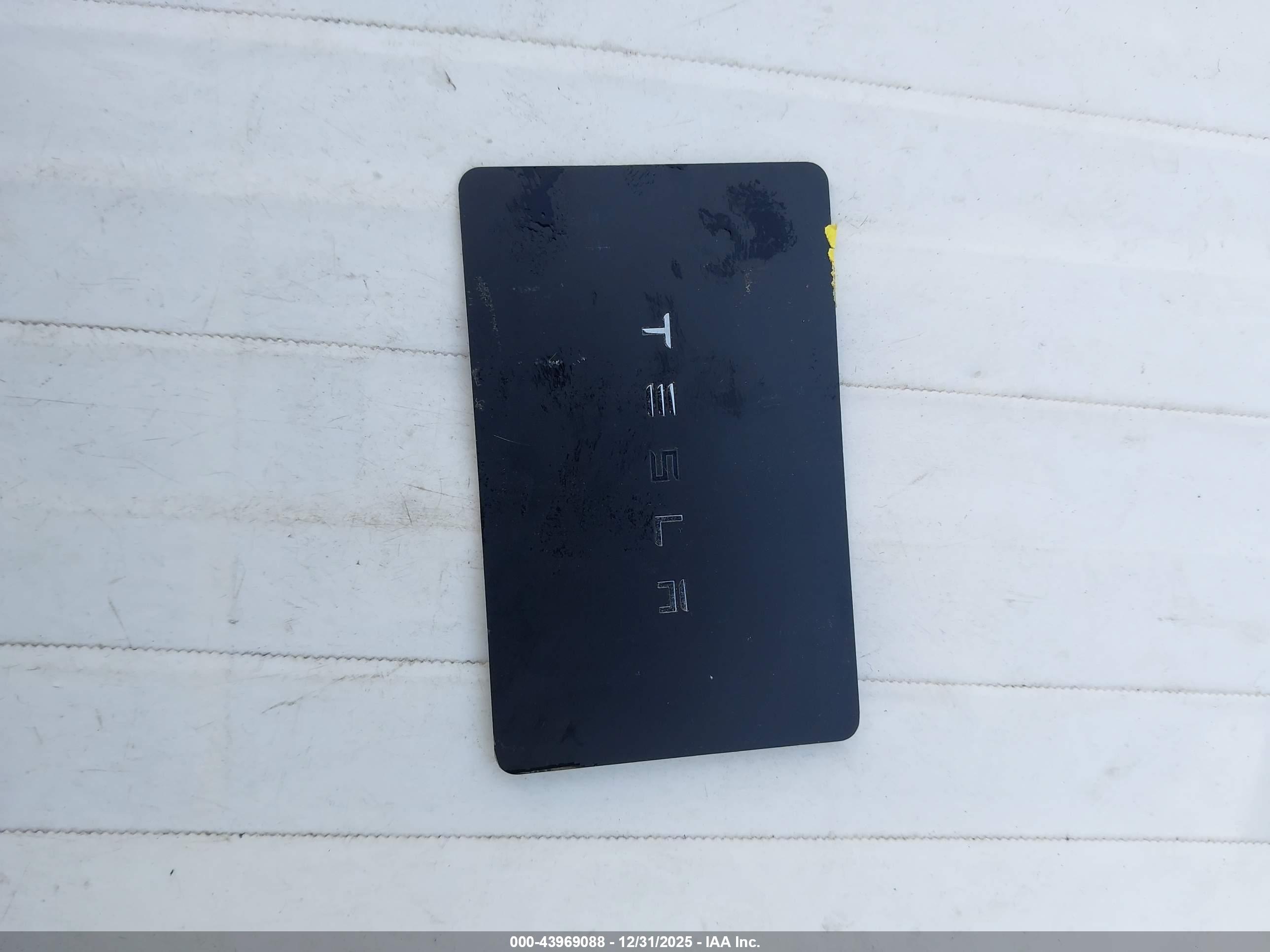 TESLA MODEL image 11