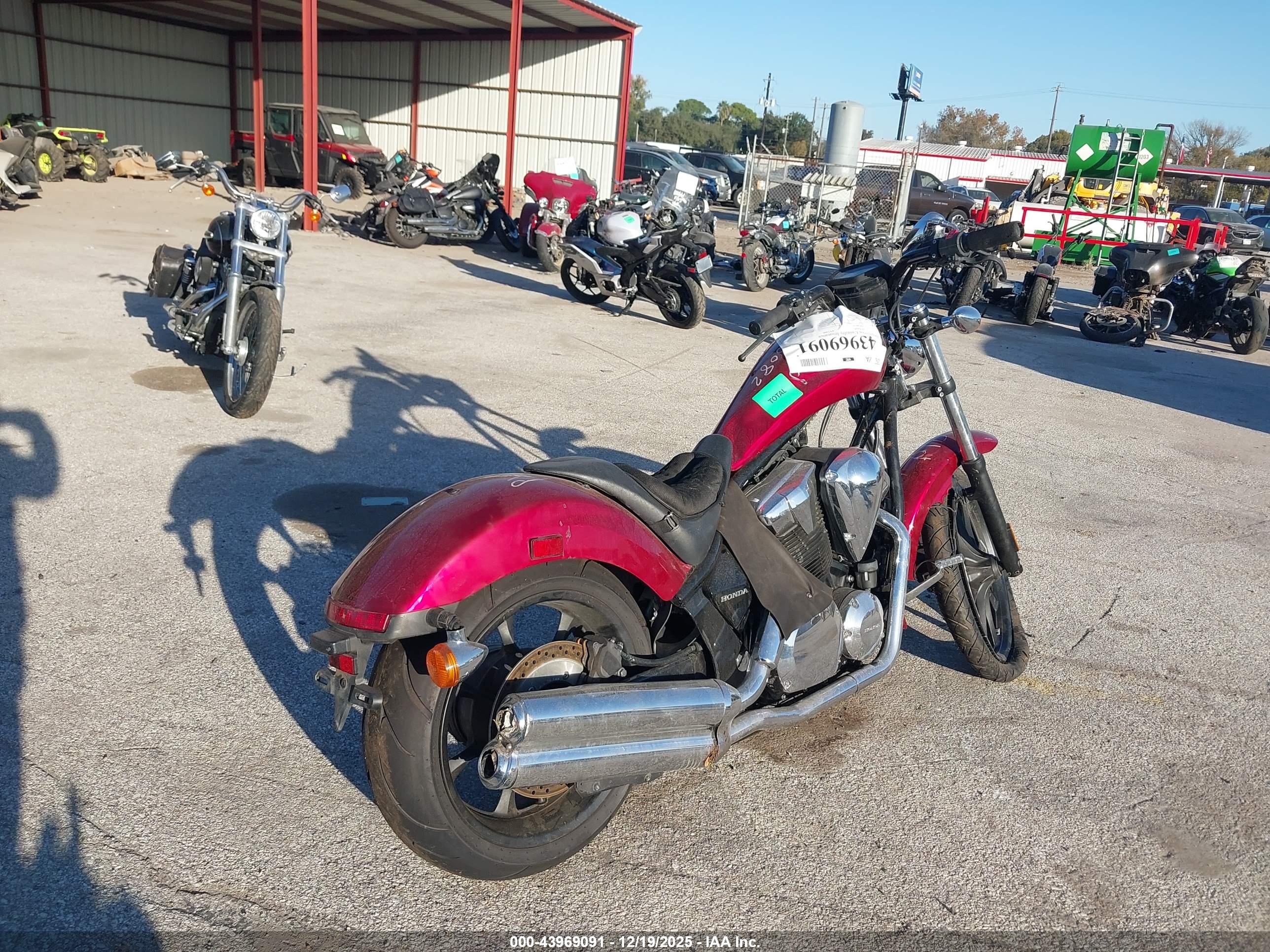 HONDA VT1300 image 4