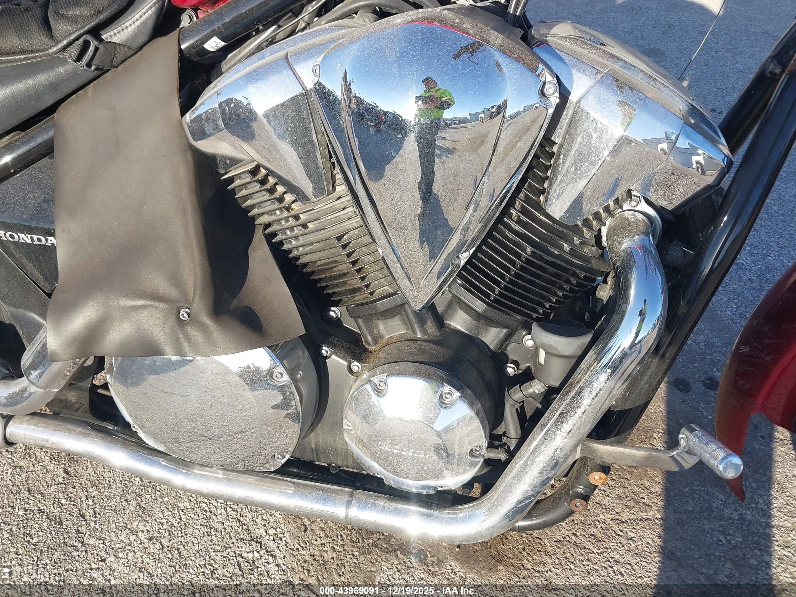 HONDA VT1300 image 8